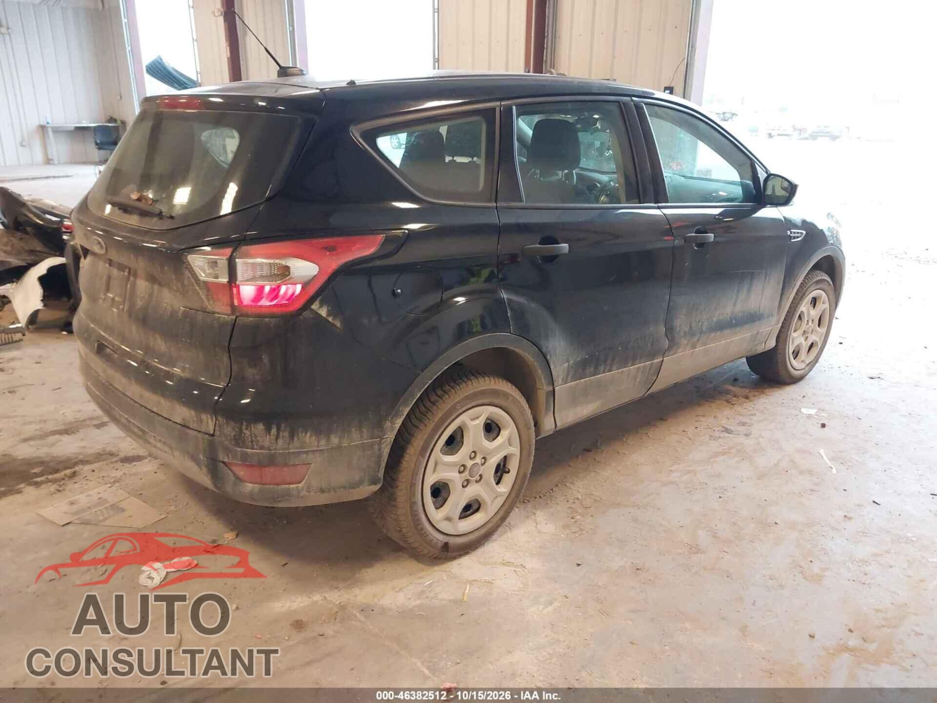 FORD ESCAPE 2017 - 1FMCU0F72HUD57718