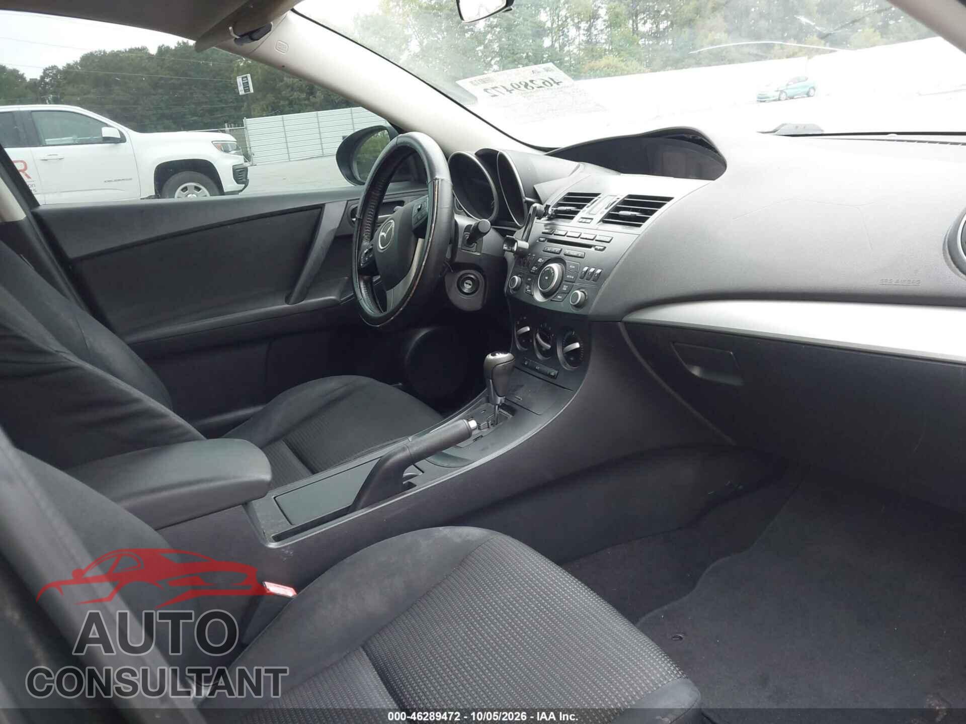 MAZDA MAZDA3 2012 - JM1BL1V79C1572887