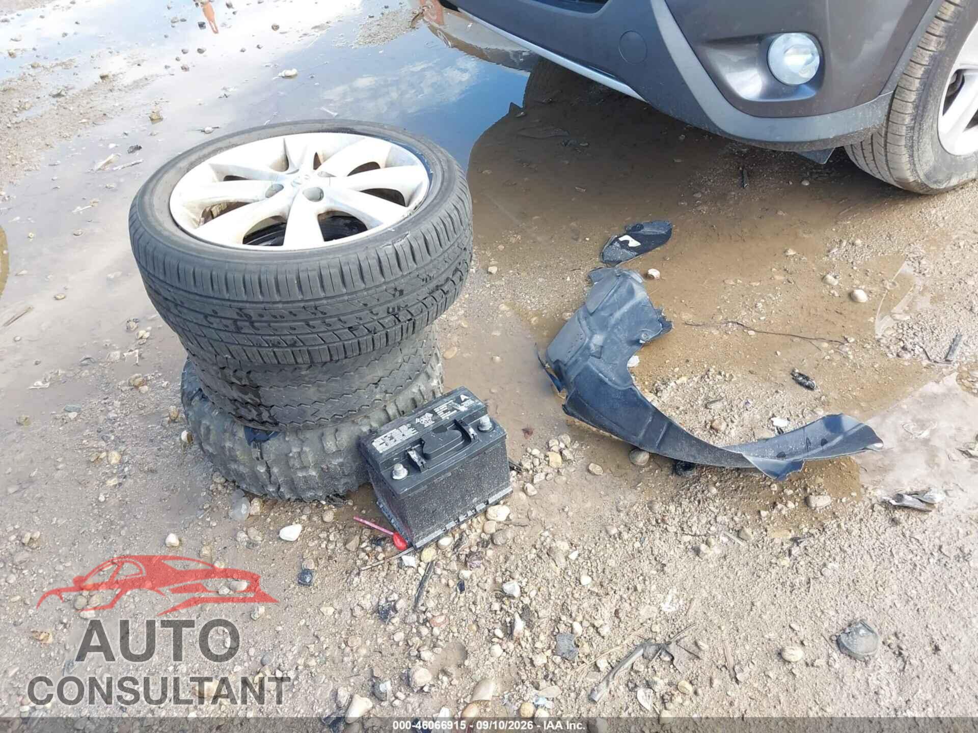 HYUNDAI ACCENT 2012 - KMHCU4AE8CU247651