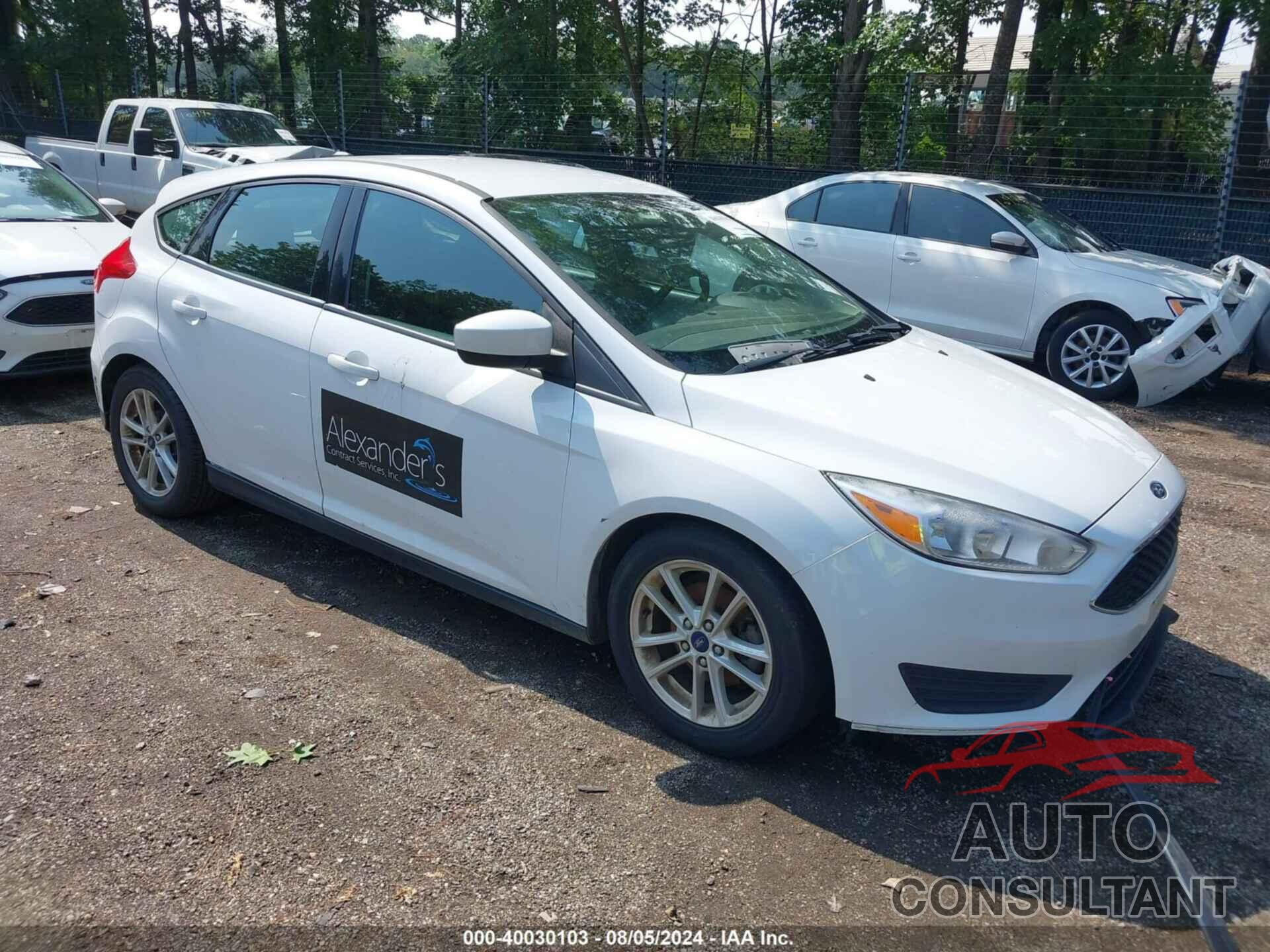 FORD FOCUS 2018 - 1FADP3K21JL316543