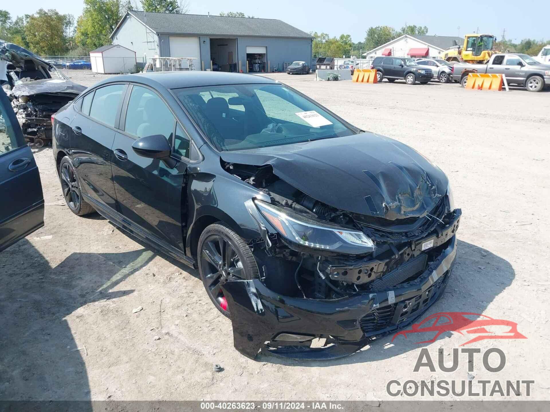 CHEVROLET CRUZE 2018 - 1G1BE5SM3J7121887