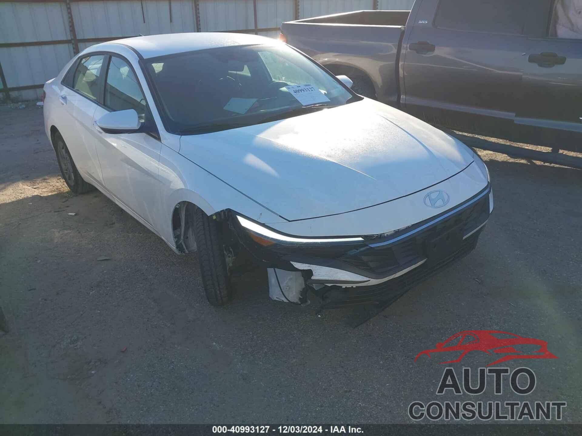 HYUNDAI ELANTRA 2024 - KMHLM4DG2RU792380