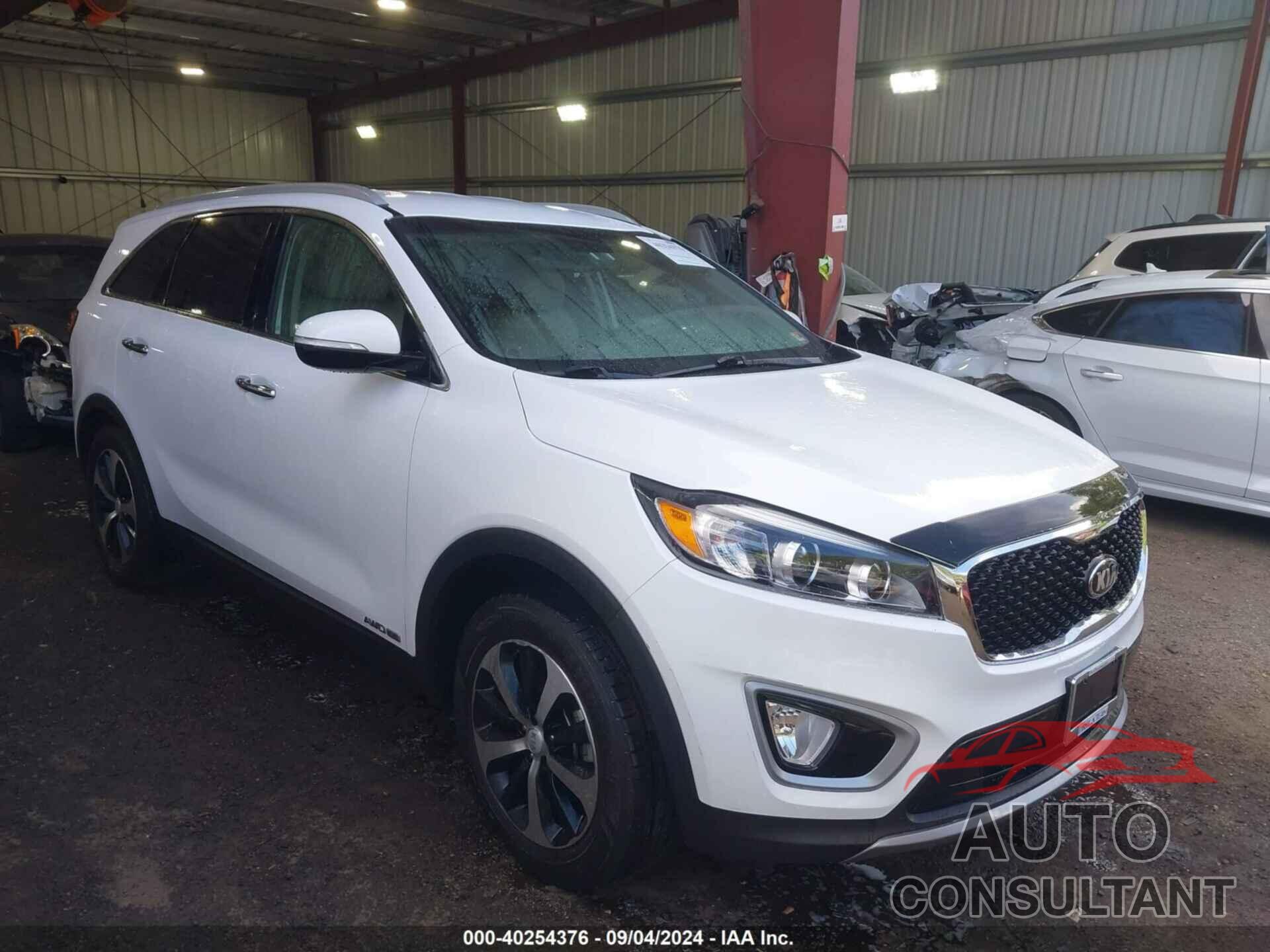 KIA SORENTO 2018 - 5XYPHDA52JG428902