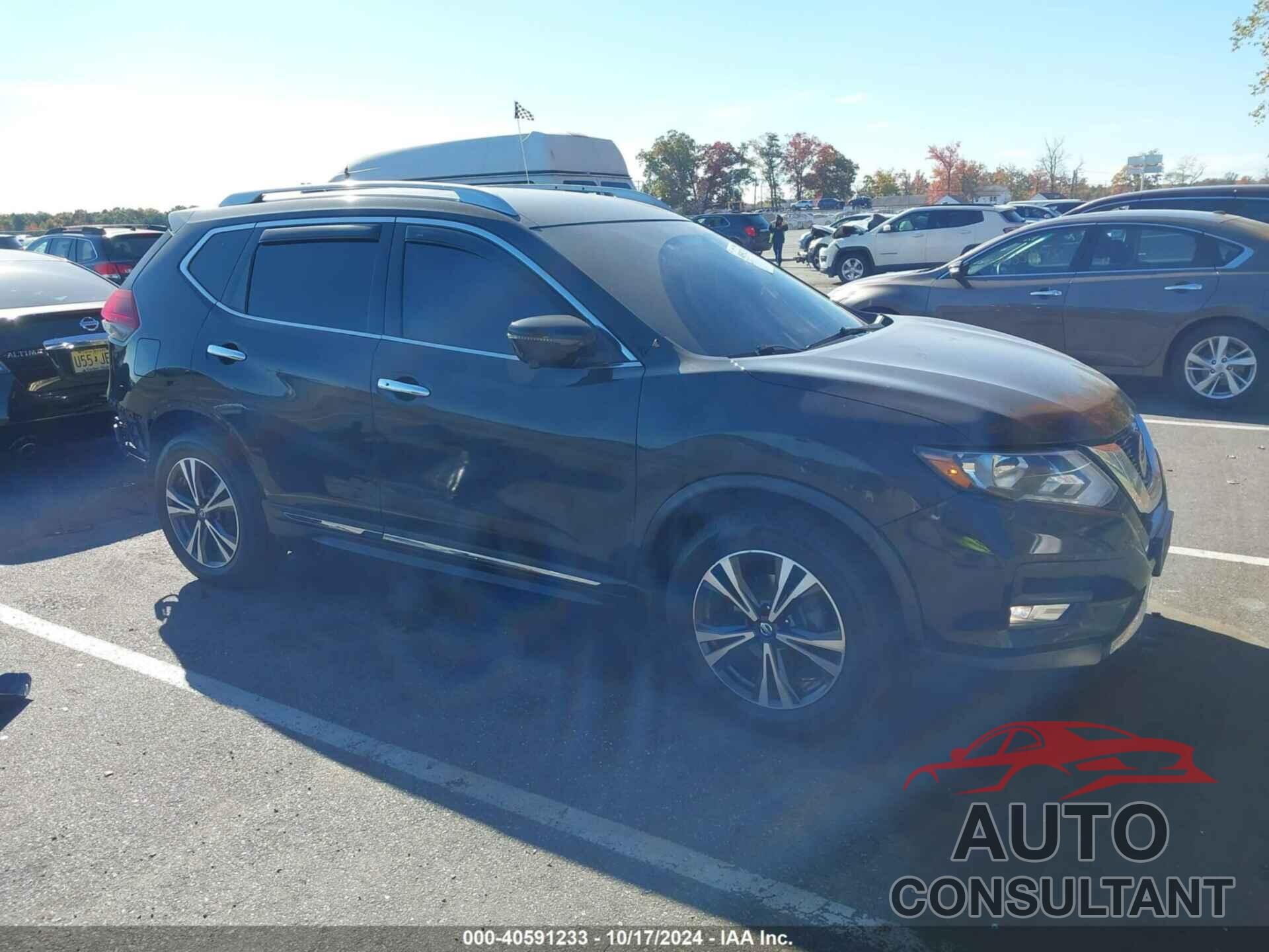 NISSAN ROGUE 2018 - JN8AT2MV4JW316615