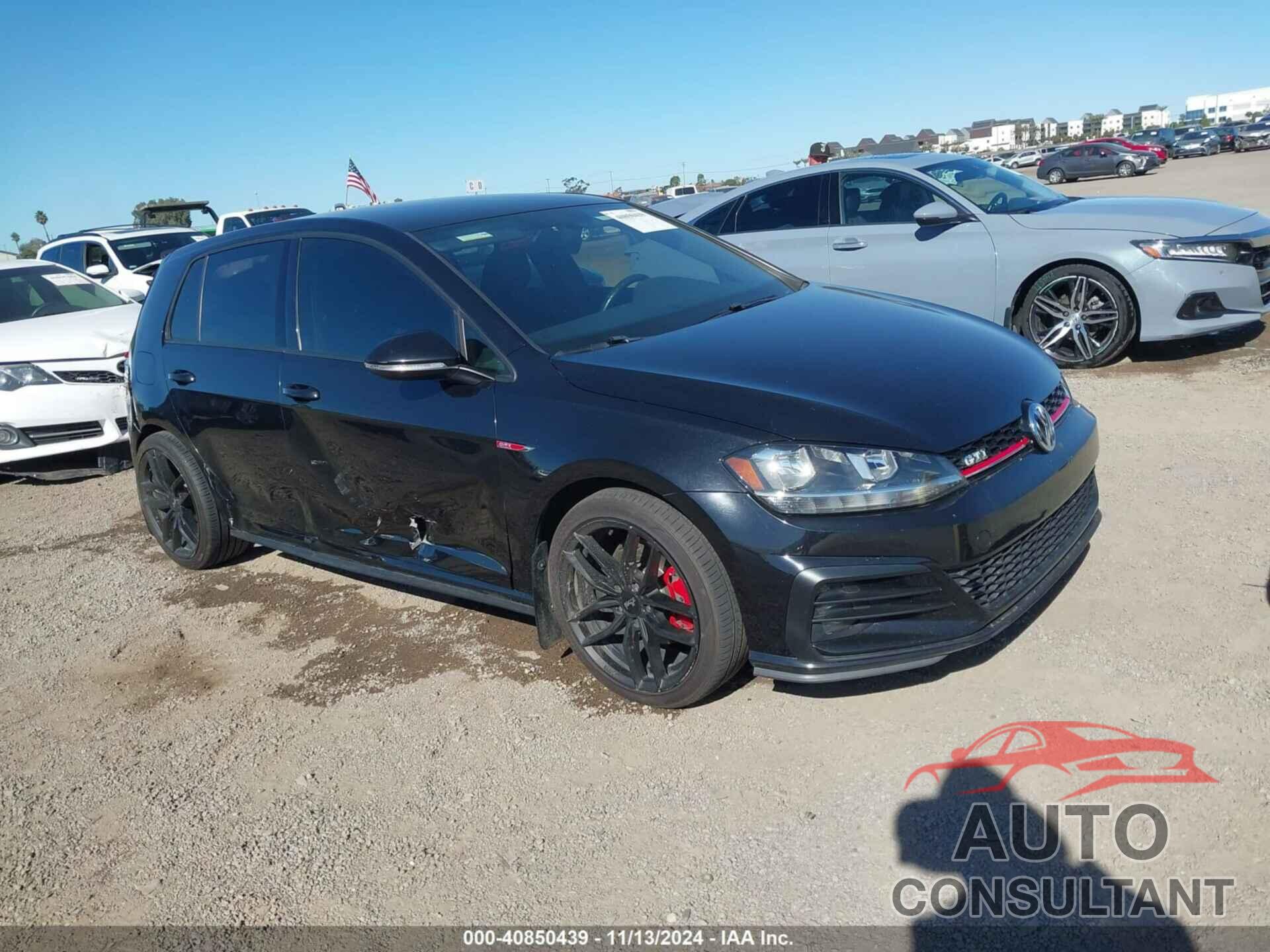 VOLKSWAGEN GOLF GTI 2018 - 3VW547AU6JM291183