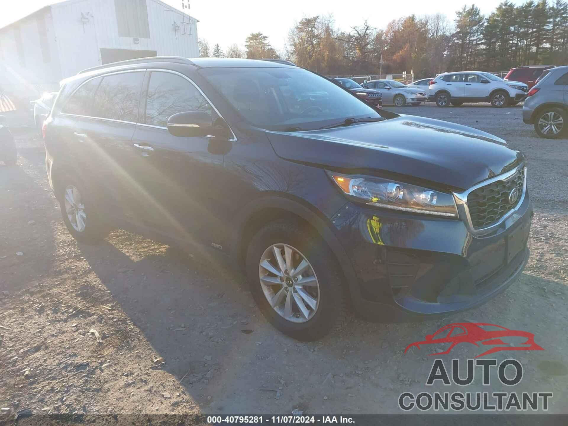 KIA SORENTO 2019 - 5XYPGDA38KG548075