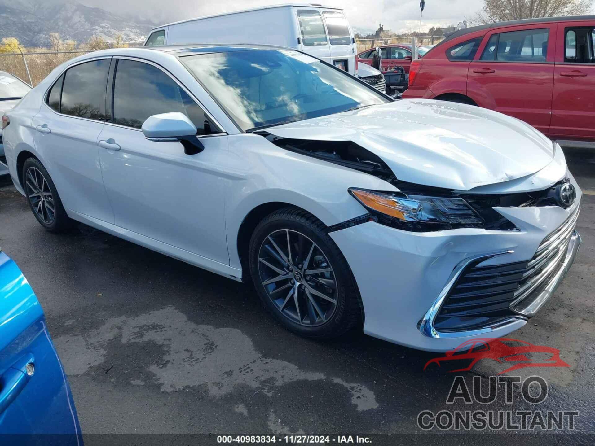 TOYOTA CAMRY 2021 - 4T1F11BK7MU024964