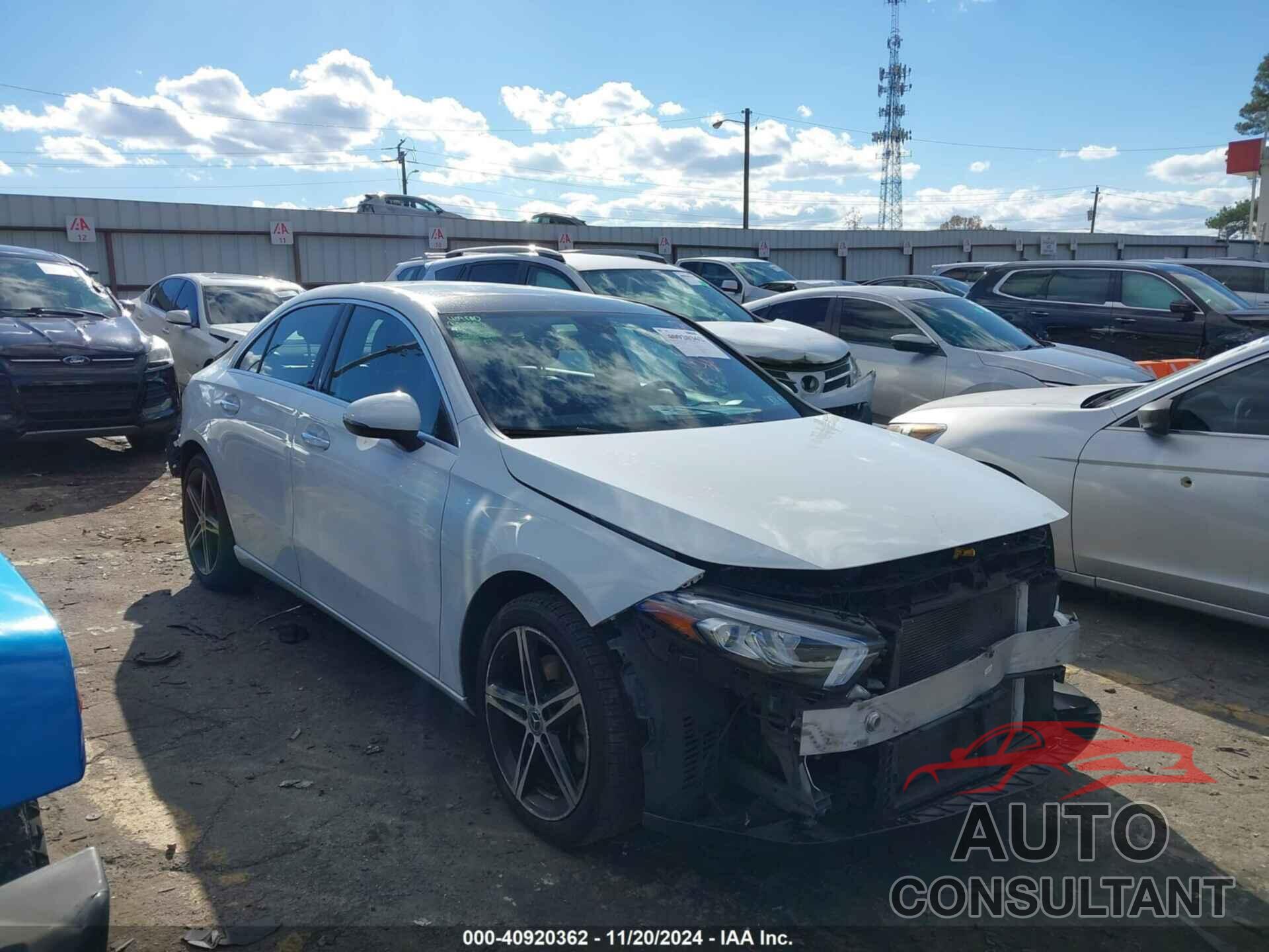 MERCEDES-BENZ A 220 2019 - WDD3G4FB1KW025181