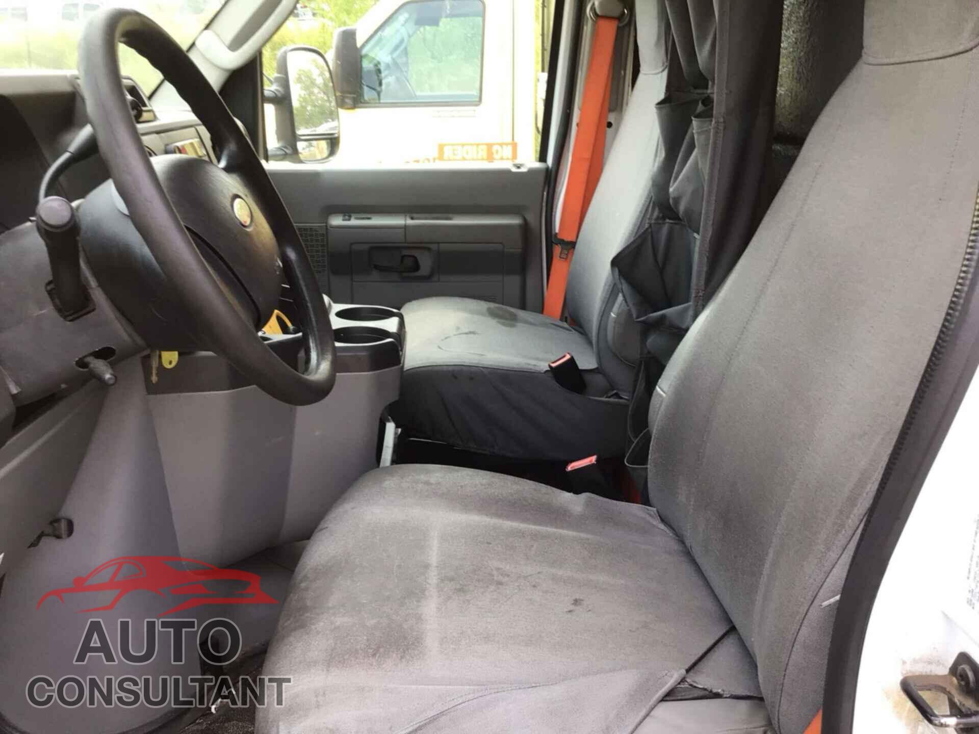 FORD ECONOLINE 2017 - 1FDXE4FSXHDC69073