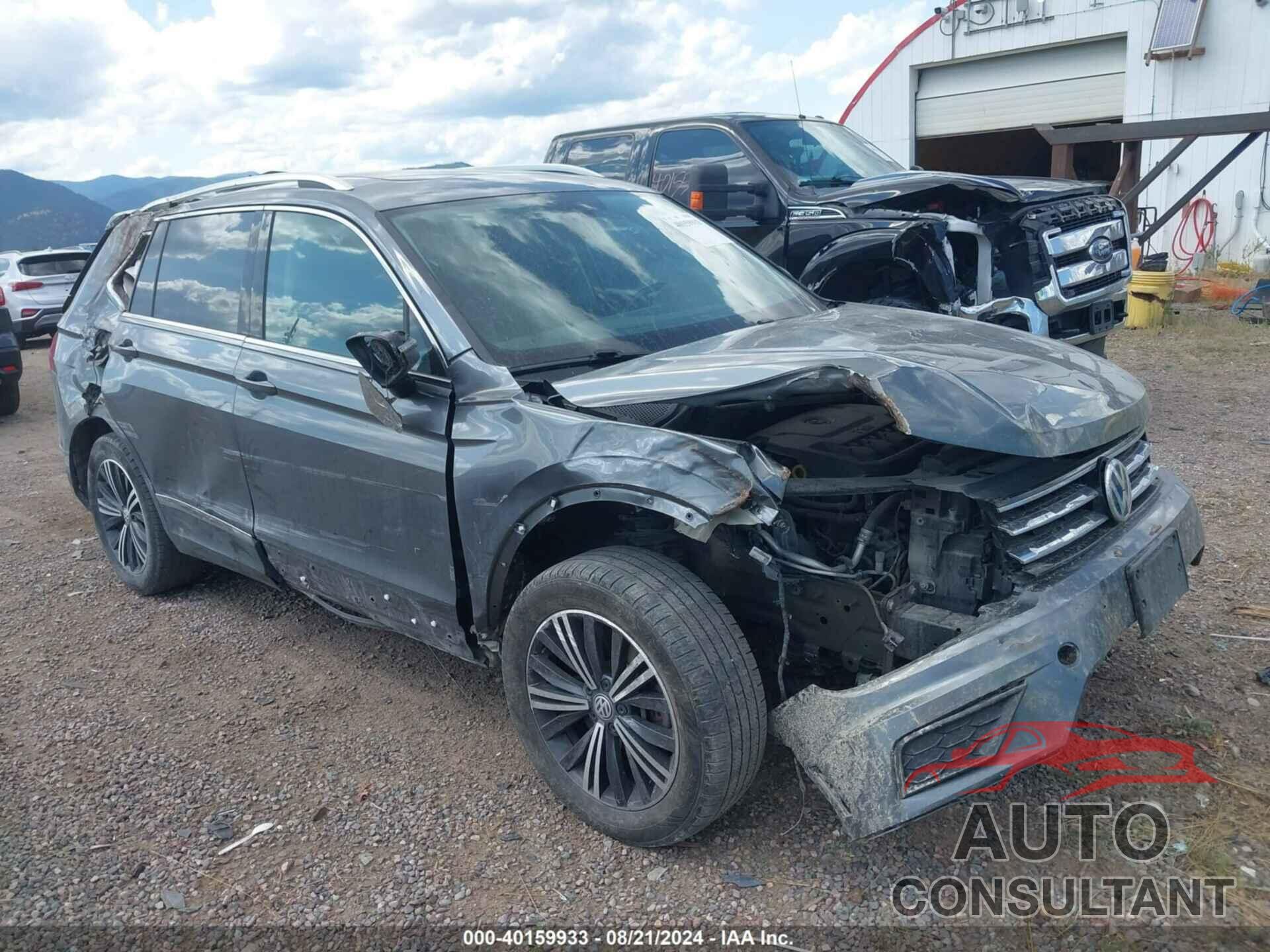 VOLKSWAGEN TIGUAN 2018 - 3VV2B7AX9JM081281