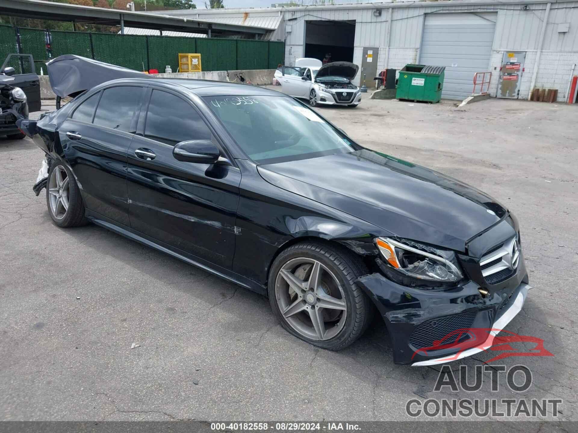 MERCEDES-BENZ C 300 2016 - 55SWF4KB7GU176455