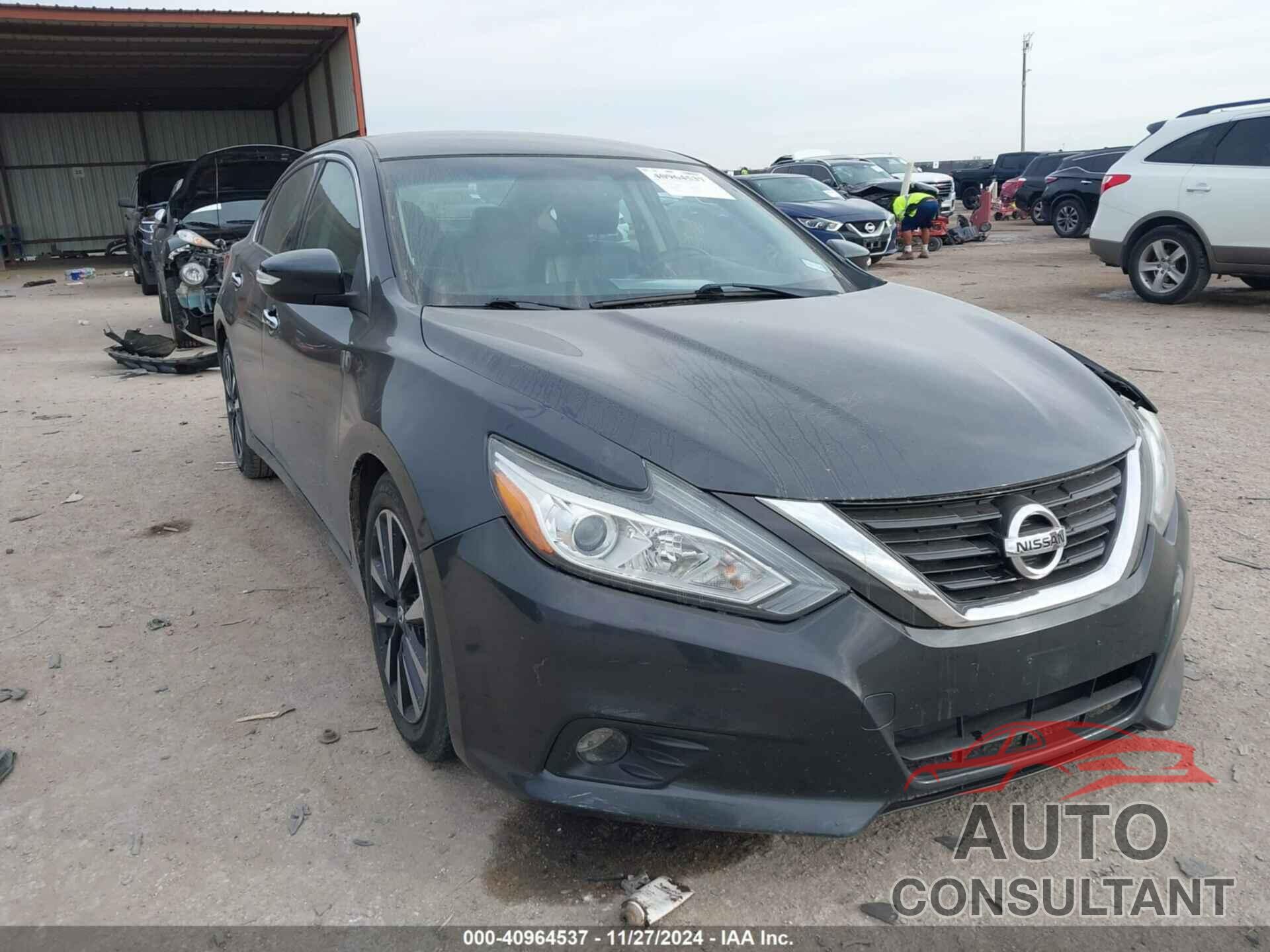 NISSAN ALTIMA 2018 - 1N4AL3AP3JC130174