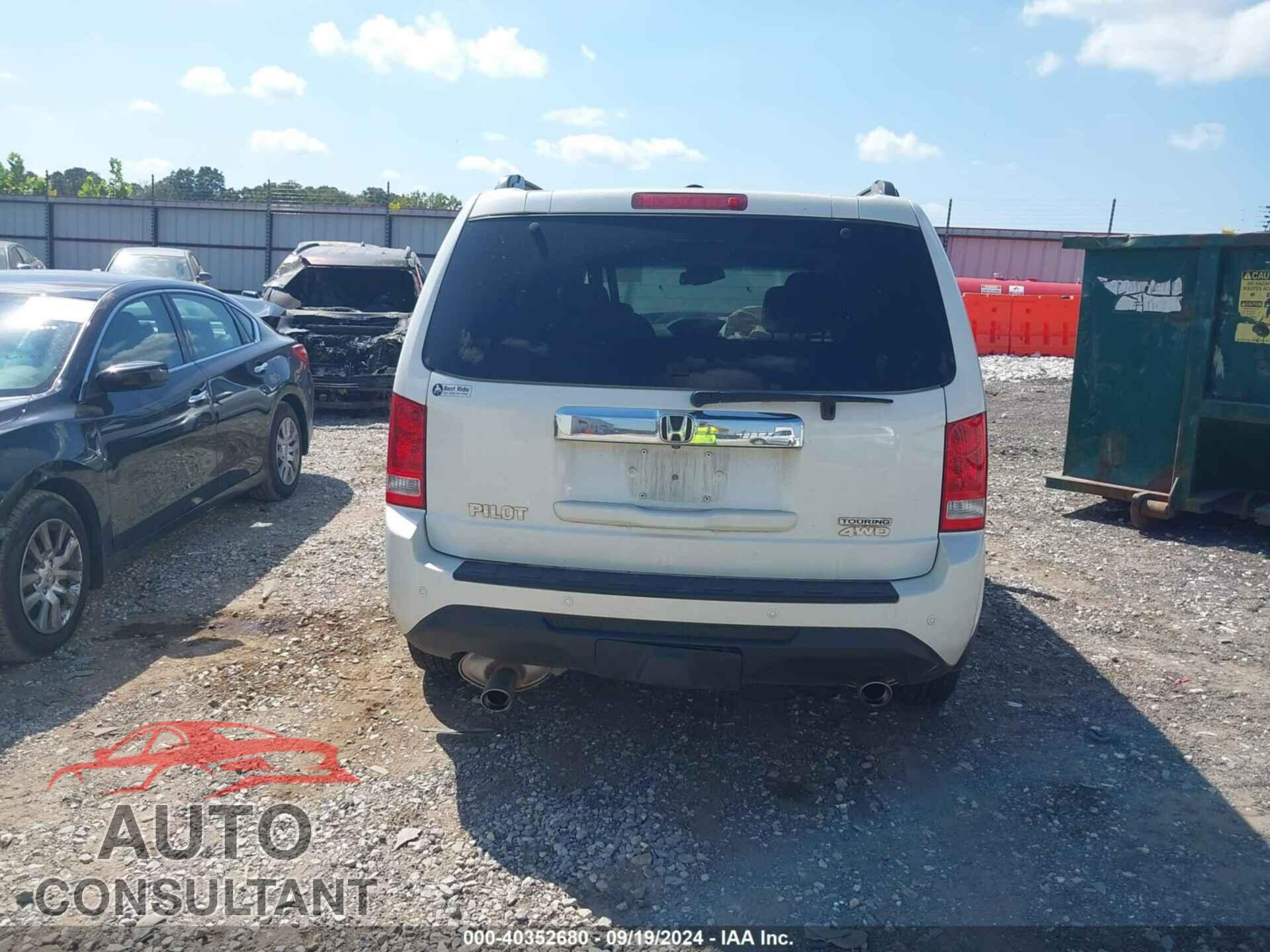 HONDA PILOT 2013 - 5FNYF4H97DB024119
