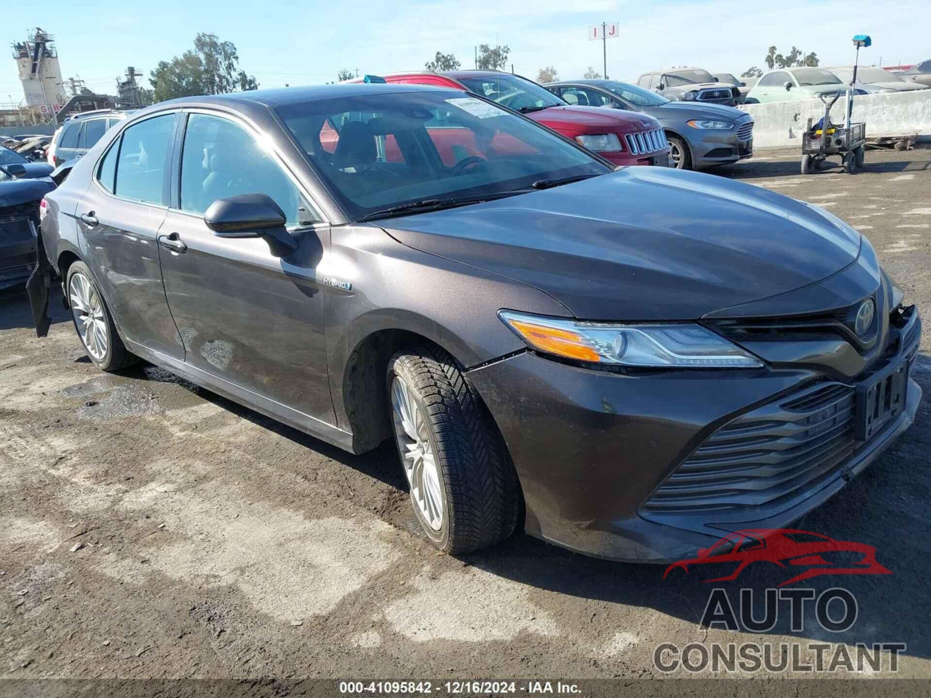 TOYOTA CAMRY HYBRID 2018 - 4T1B21HK4JU001091