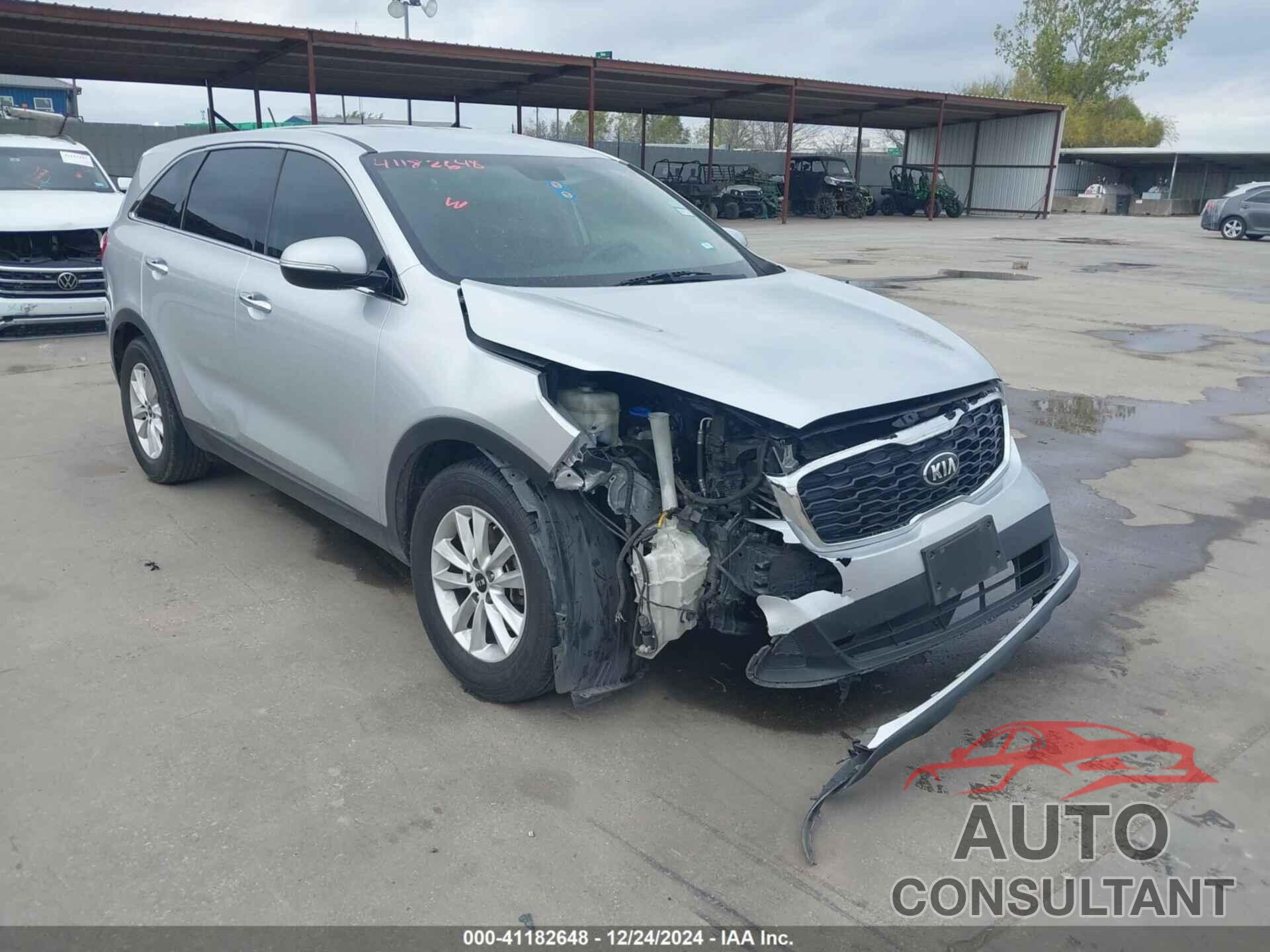 KIA SORENTO 2019 - 5XYPG4A32KG561971