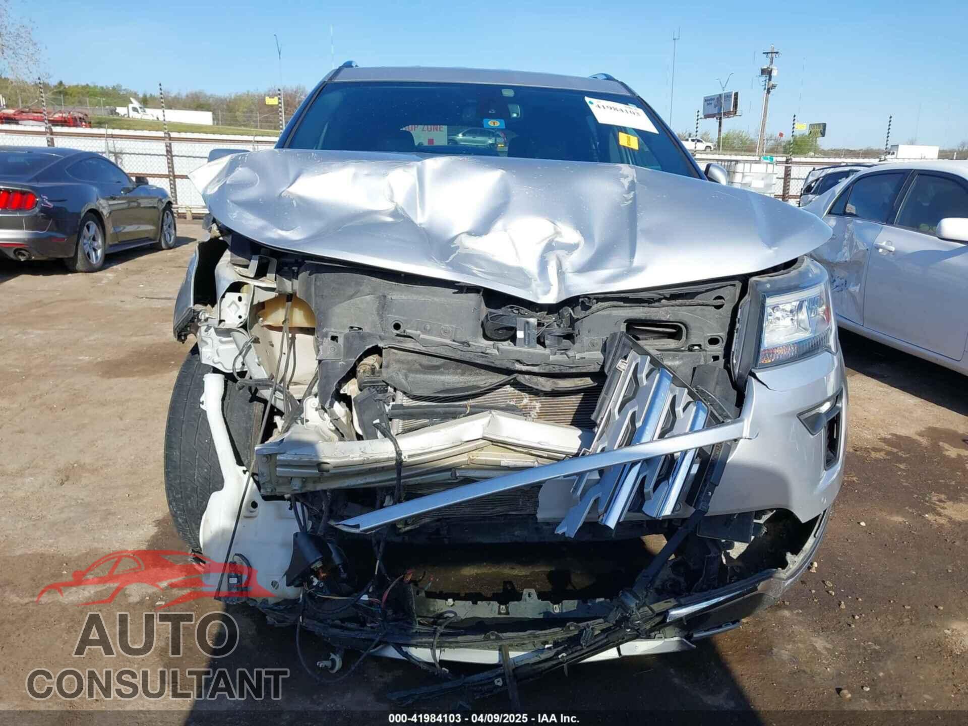 FORD EXPLORER 2018 - 1FM5K7F89JGB88429
