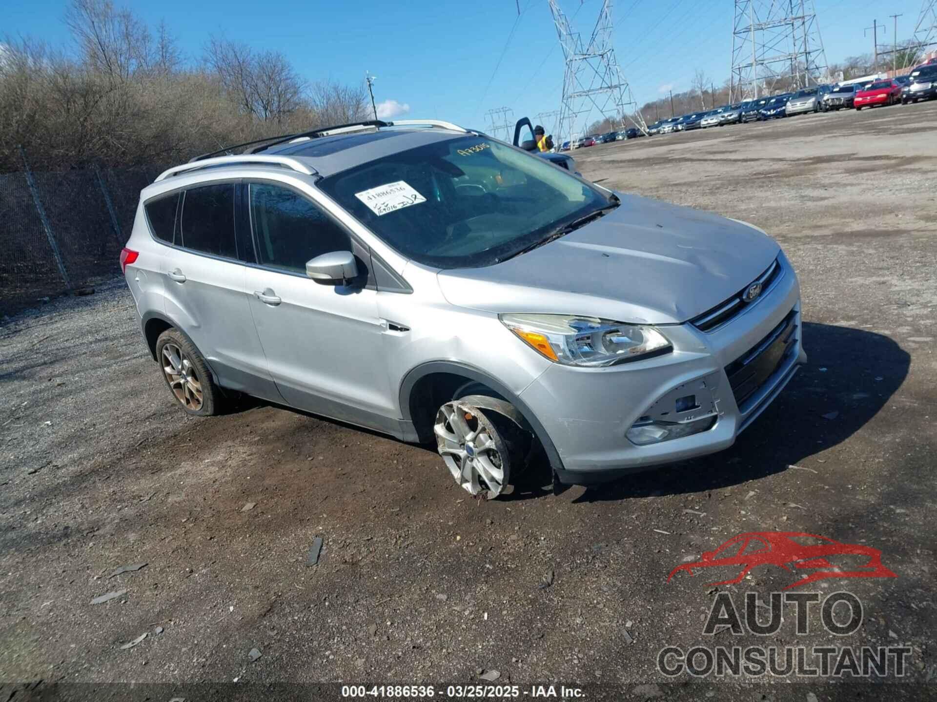 FORD ESCAPE 2015 - 1FMCU9J92FUA73015