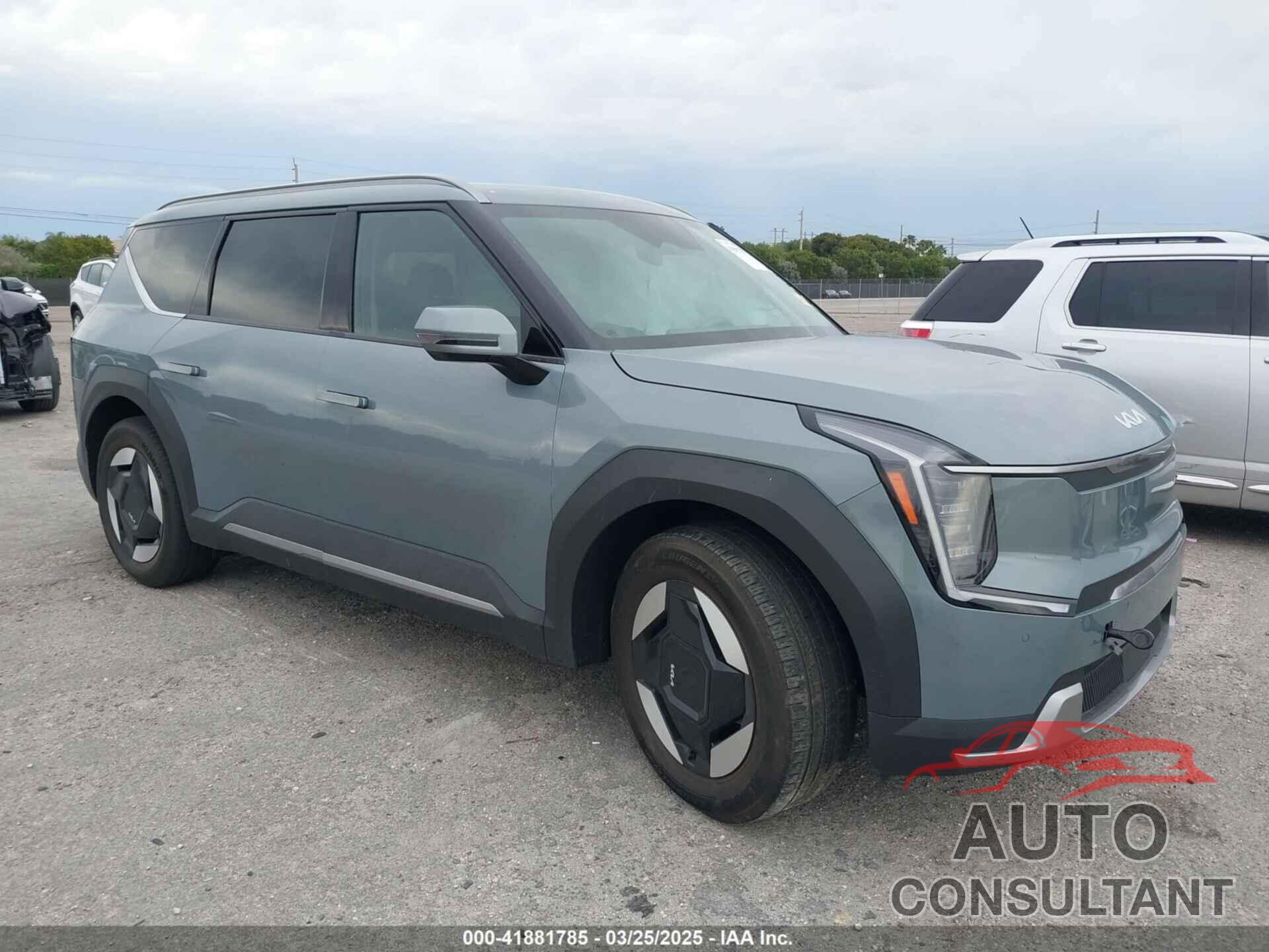 KIA EV9 2024 - KNDAFFS55R6033424