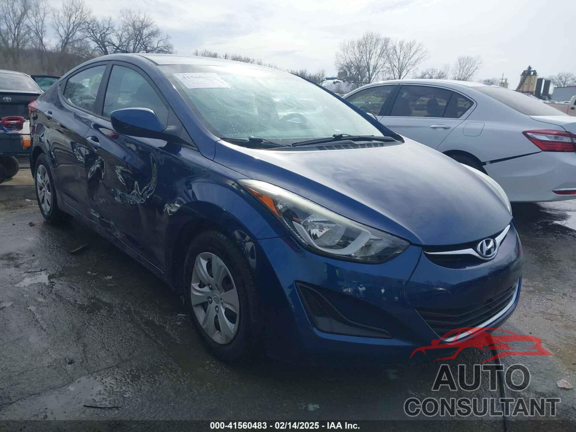 HYUNDAI ELANTRA 2016 - 5NPDH4AE3GH764126