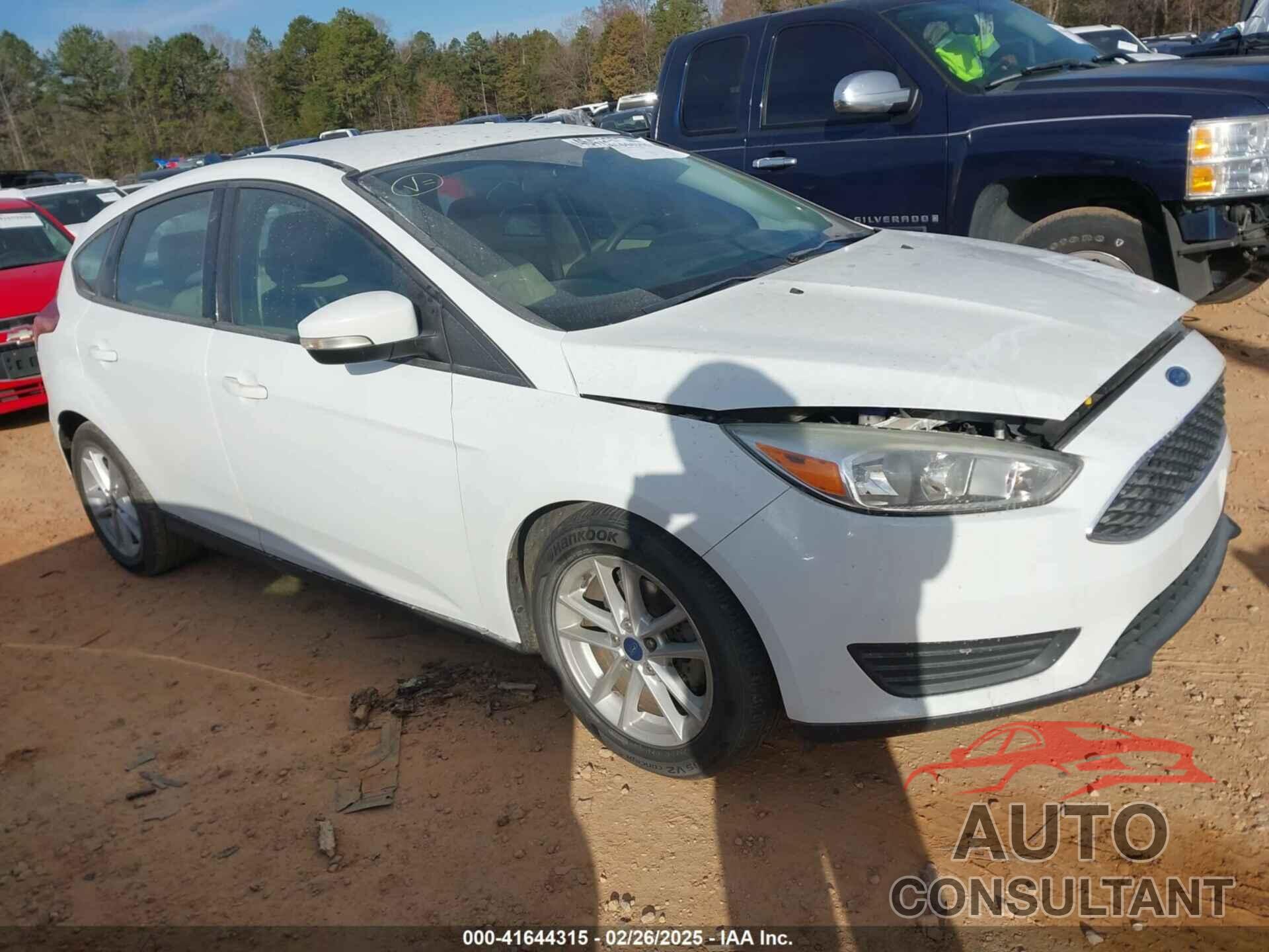 FORD FOCUS 2017 - 1FADP3K21HL259559