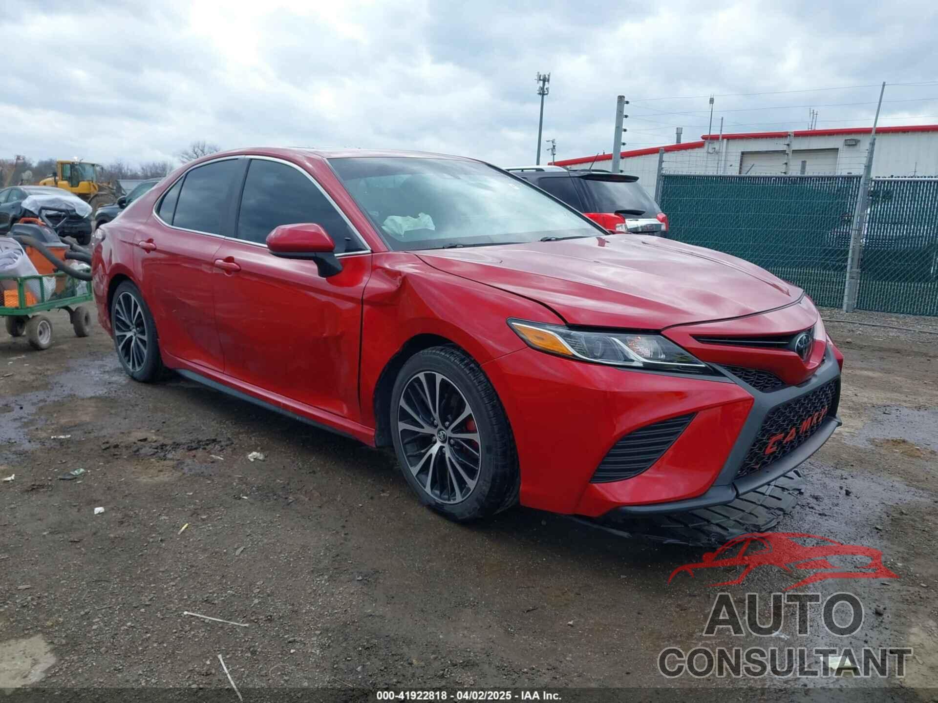 TOYOTA CAMRY 2018 - JTNB11HK5J3024114