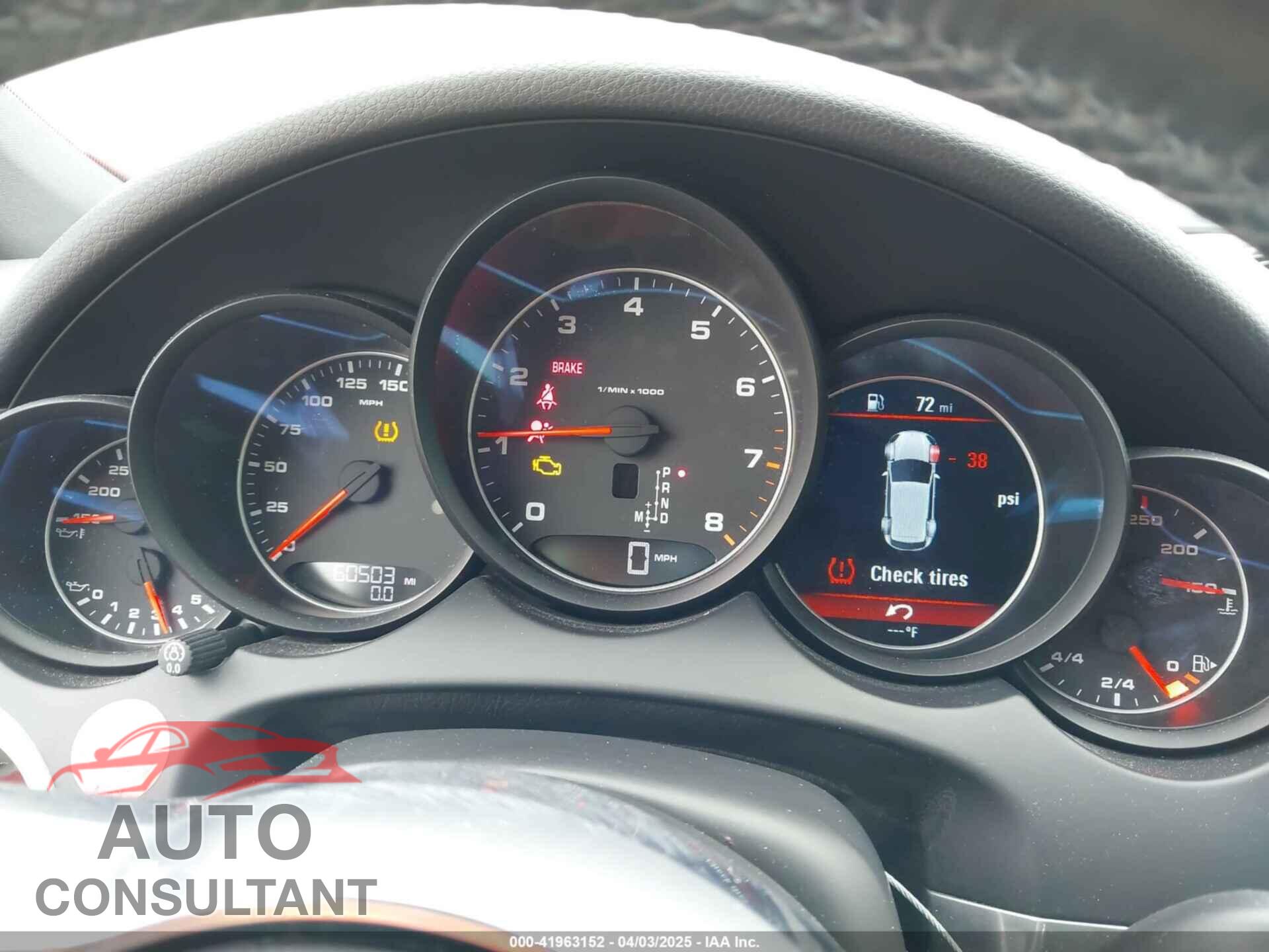 PORSCHE CAYENNE 2016 - WP1AA2A29GLA00762