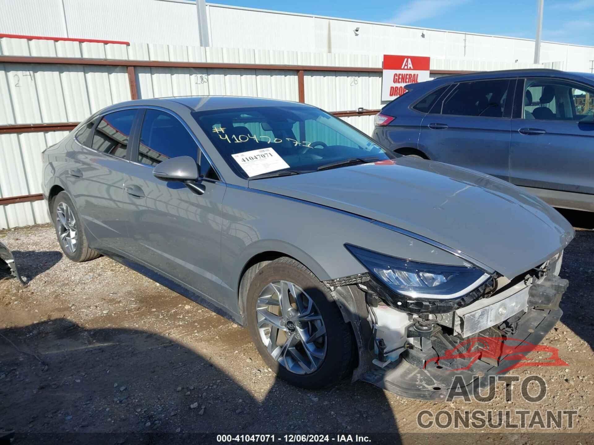 HYUNDAI SONATA 2023 - KMHL64JA0PA268394