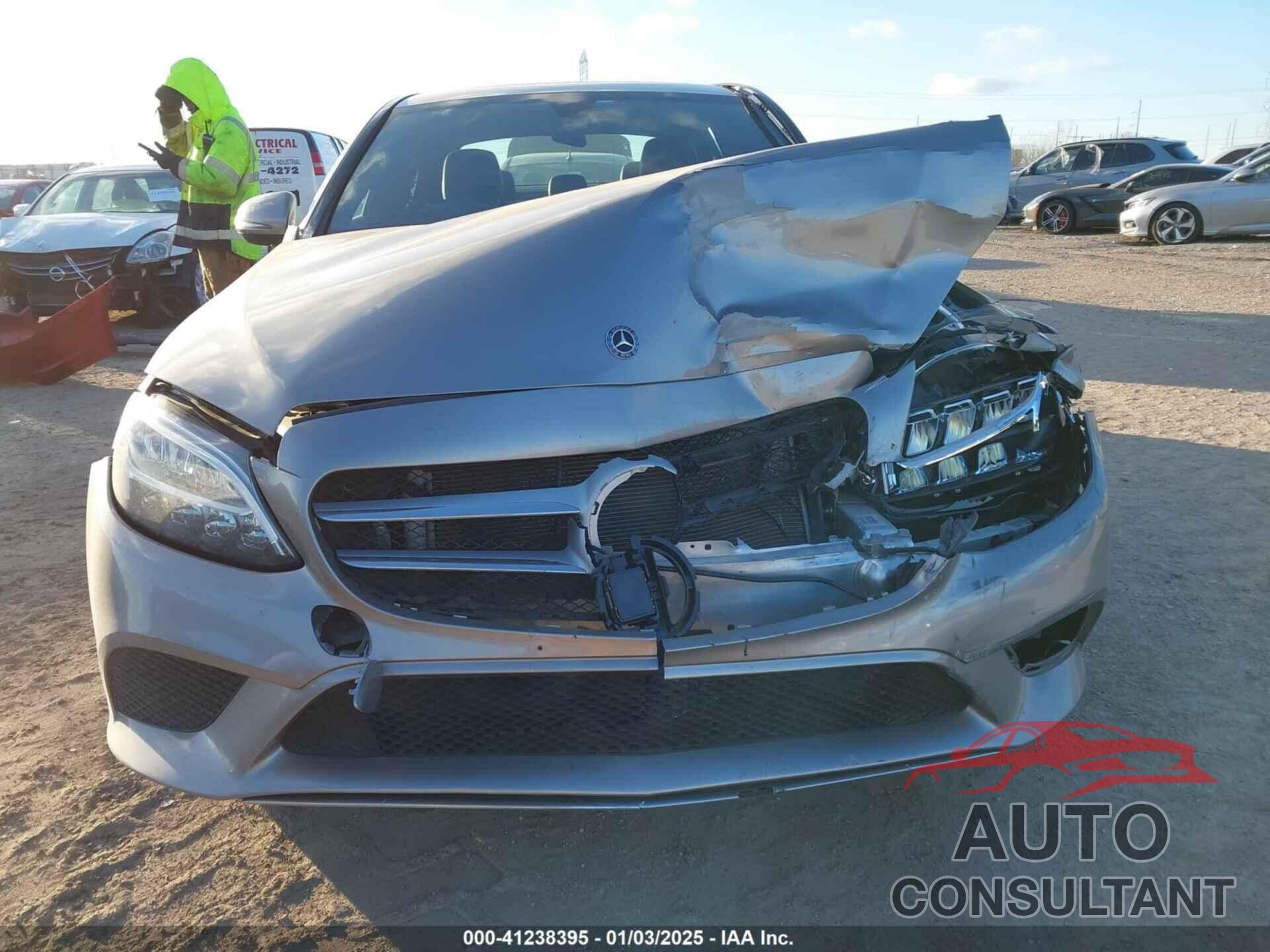 MERCEDES-BENZ C 300 2019 - 55SWF8EB2KU296000