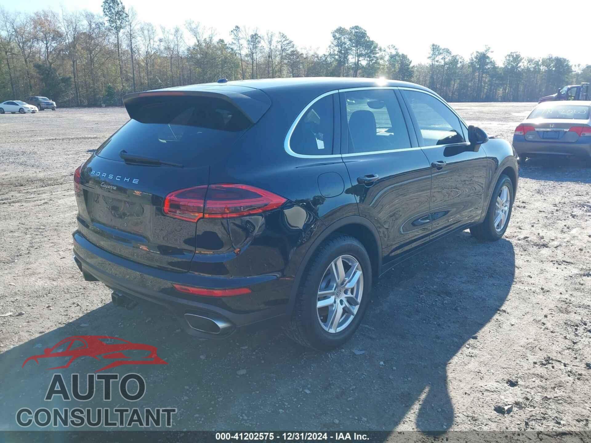 PORSCHE CAYENNE 2016 - WP1AA2A23GLA03561