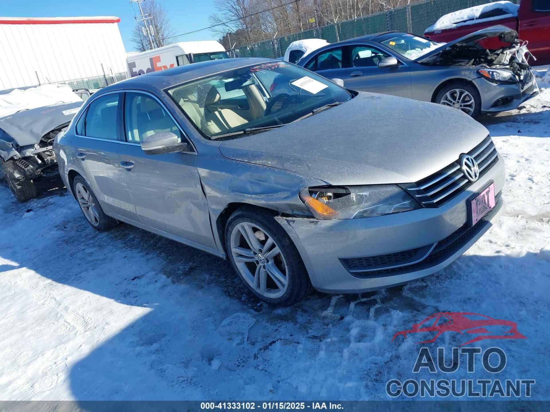 VOLKSWAGEN PASSAT 2014 - 1VWBP7A37EC011358