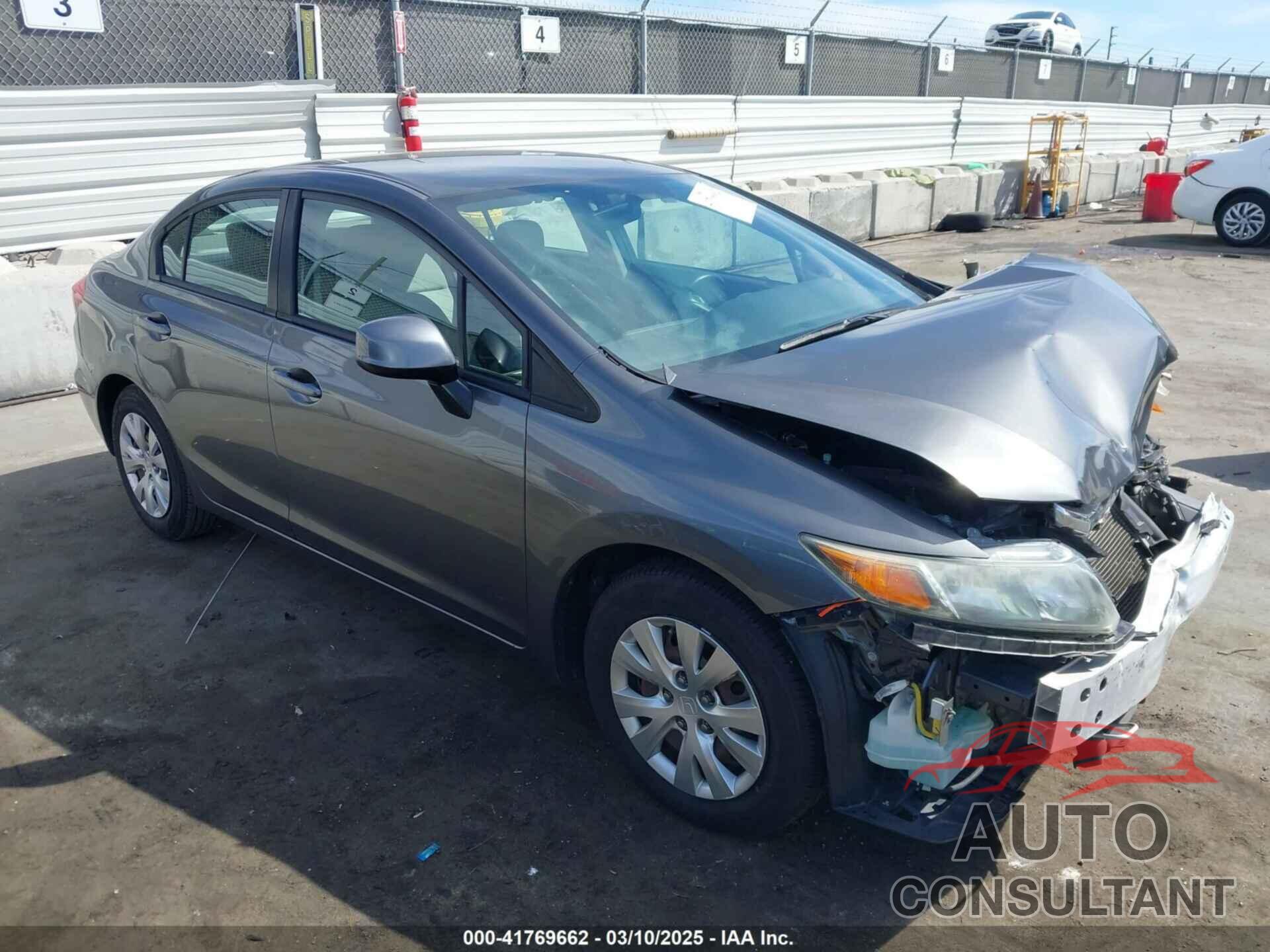 HONDA CIVIC 2012 - 2HGFB2F52CH606646