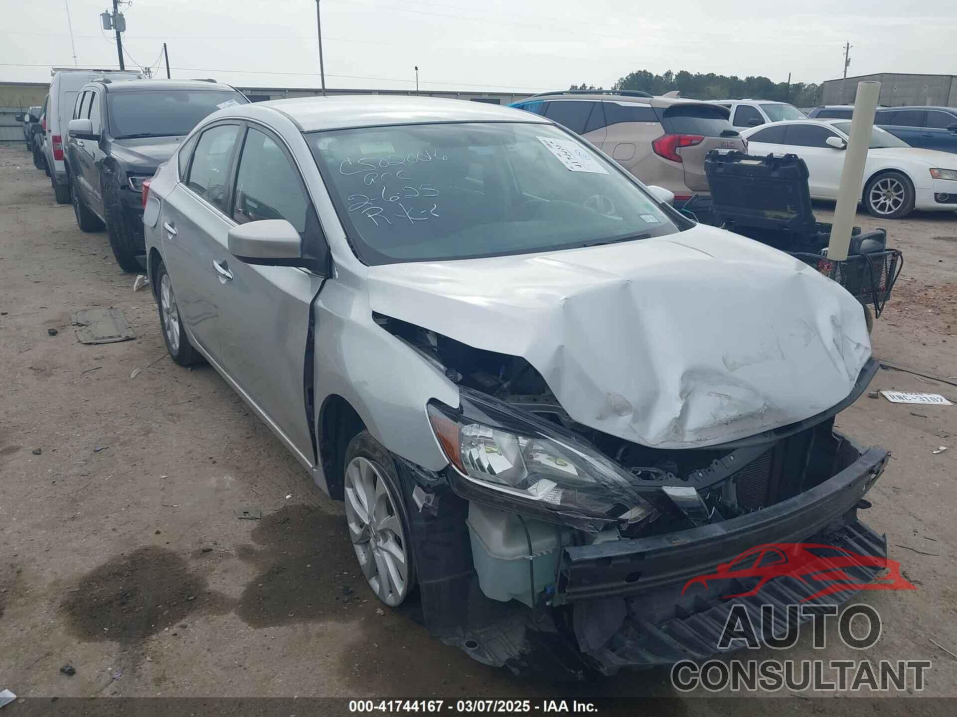NISSAN SENTRA 2019 - 3N1AB7AP4KY327516