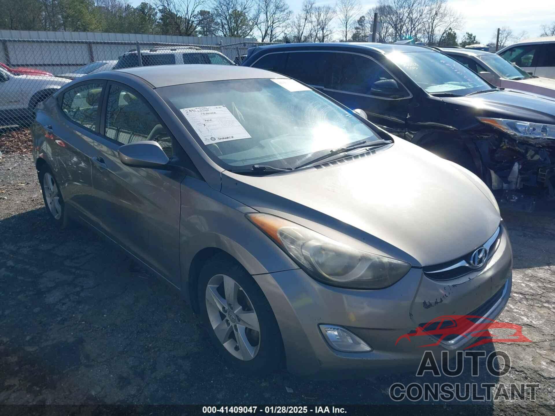 HYUNDAI ELANTRA 2013 - 5NPDH4AE5DH213451