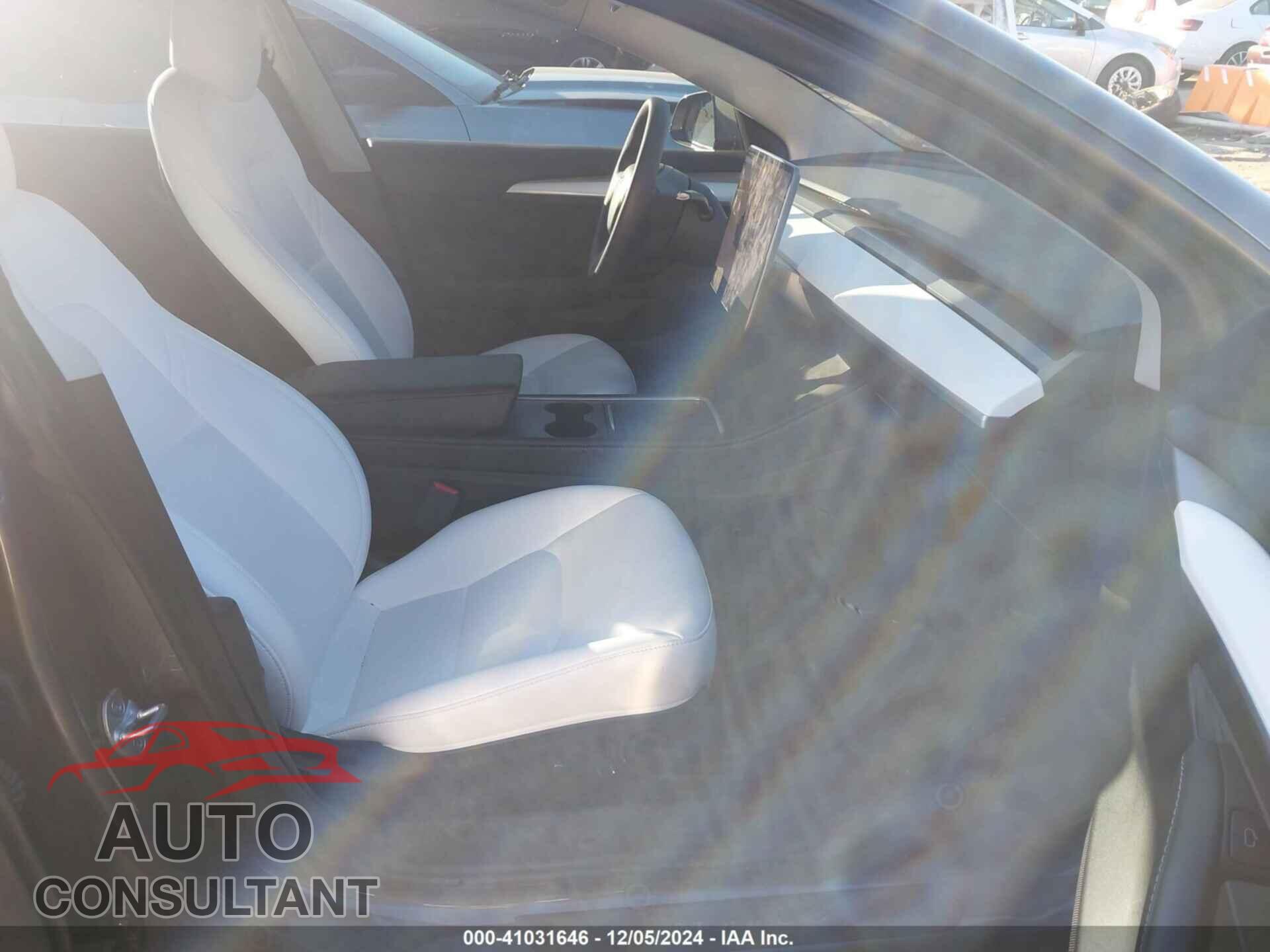 TESLA MODEL 3 2023 - 5YJ3E1EA9PF413309