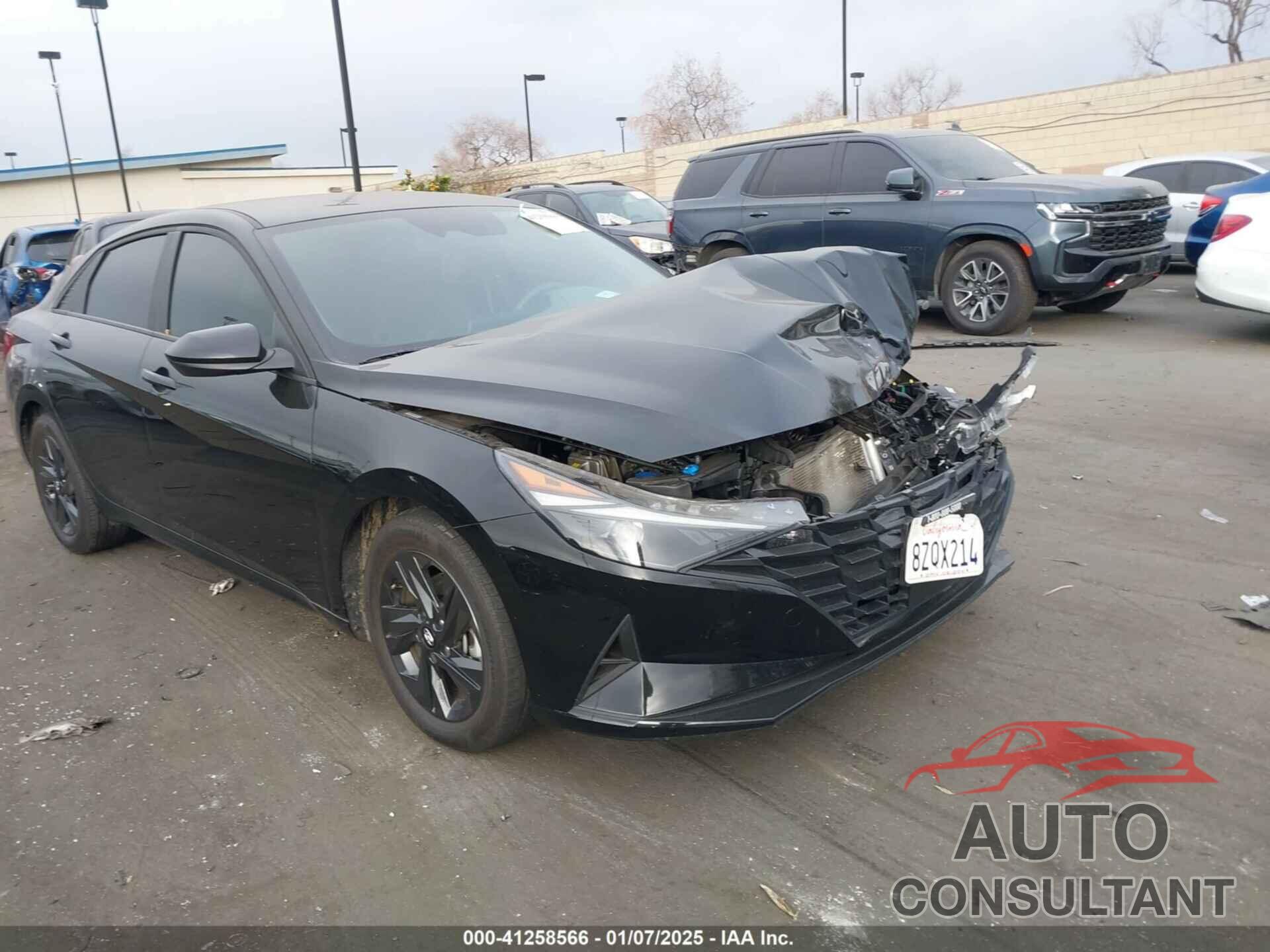HYUNDAI ELANTRA 2022 - KMHLS4AG6NU292100