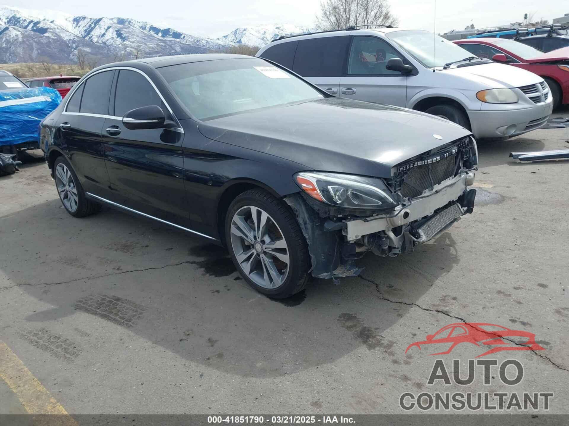 MERCEDES-BENZ C 300 2015 - 55SWF4KB3FU090414