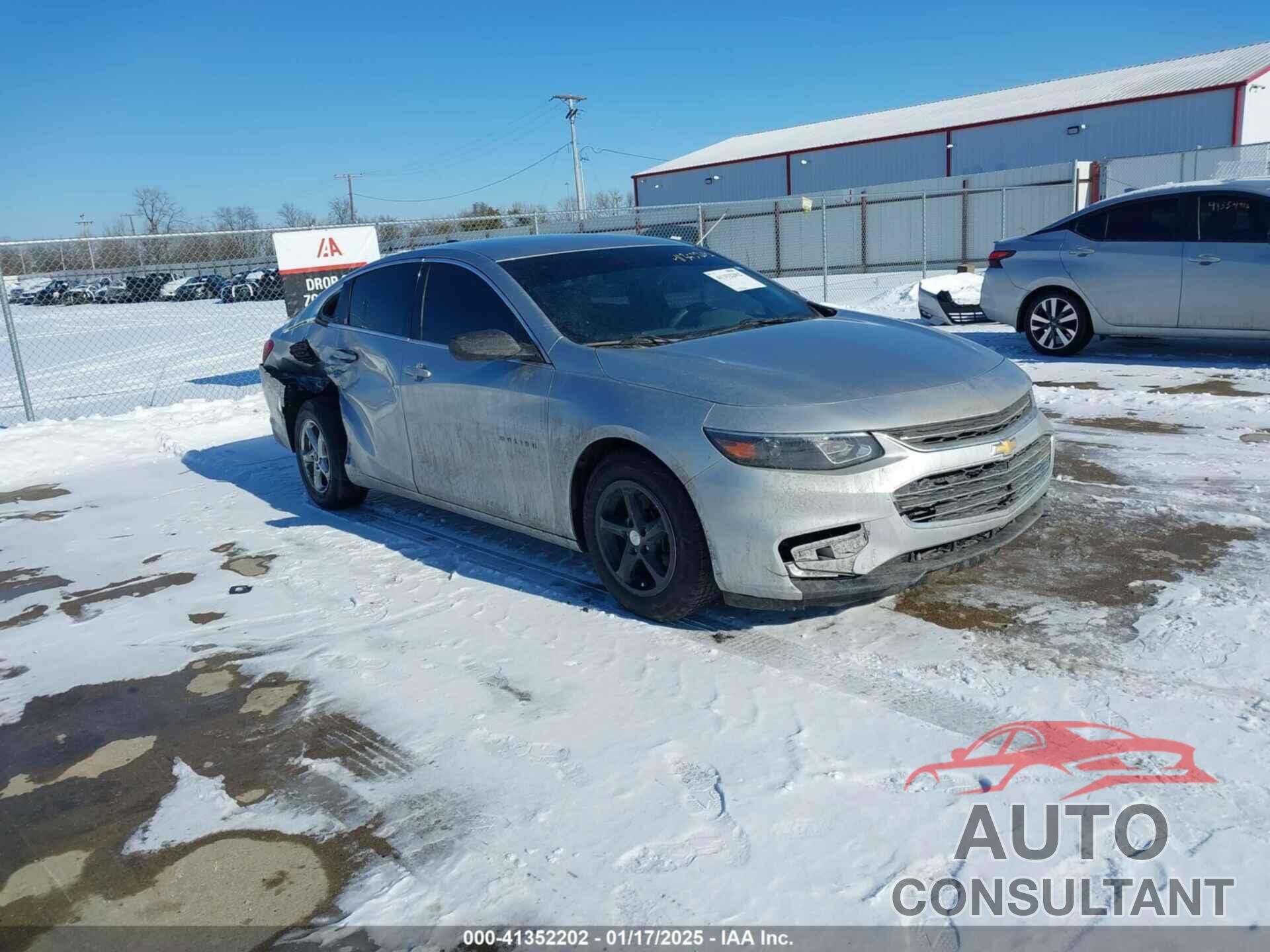 CHEVROLET MALIBU 2018 - 1G1ZB5ST8JF272079