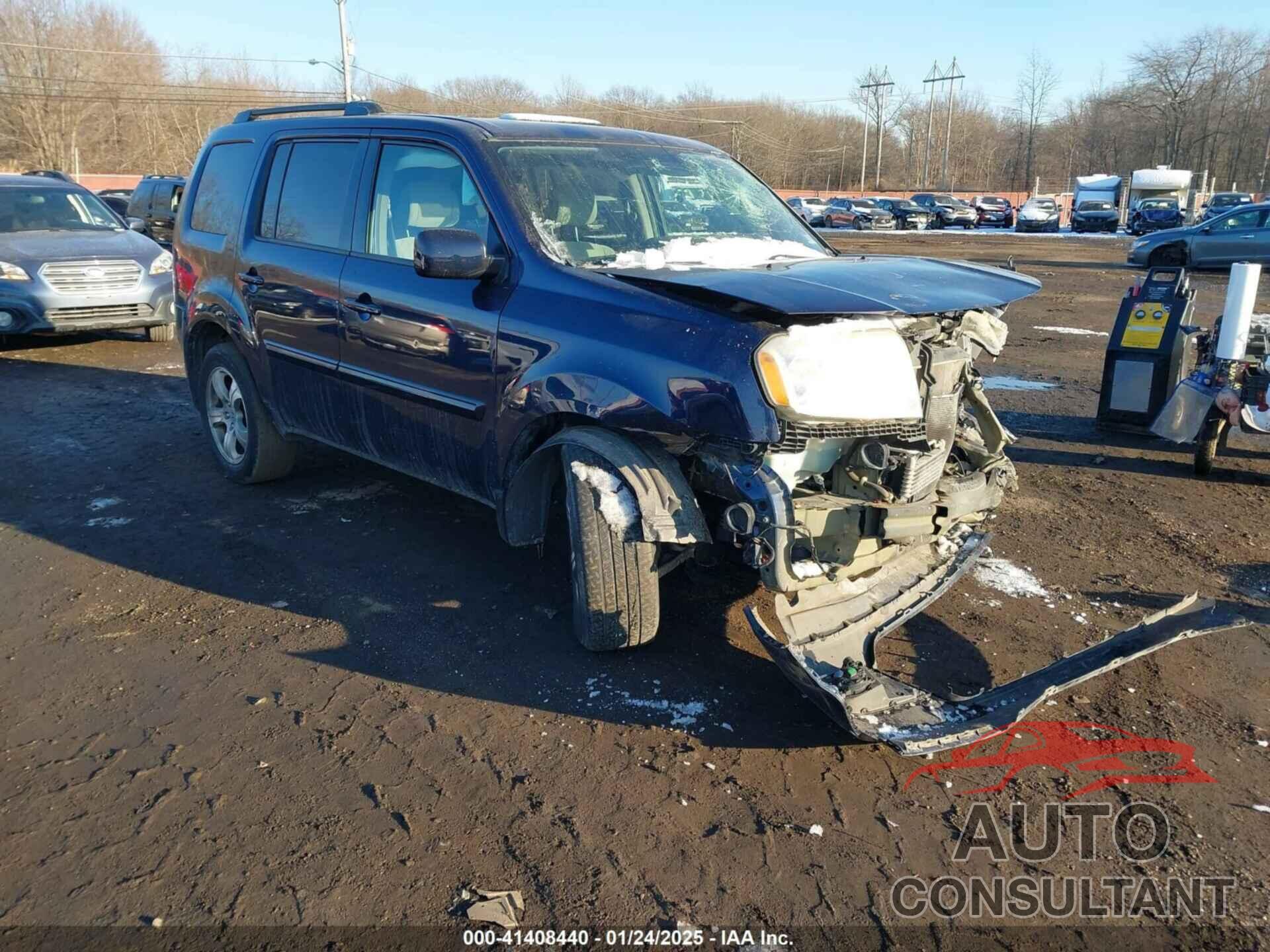 HONDA PILOT 2013 - 5FNYF4H48DB049017