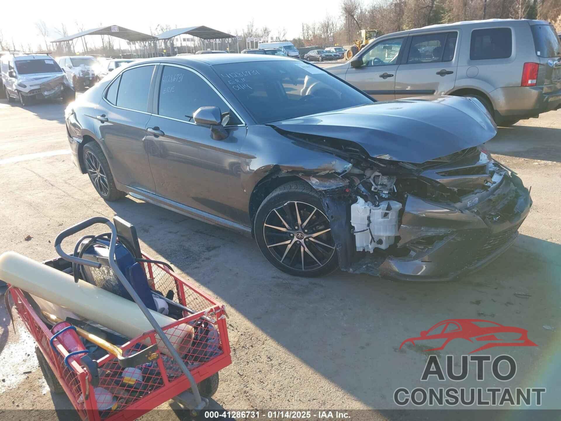 TOYOTA CAMRY 2021 - 4T1G11AK6MU574470