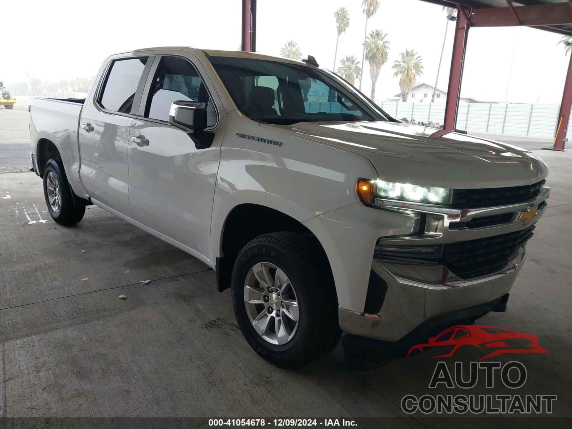 CHEVROLET SILVERADO 1500 2020 - 1GCUYDED3LZ215742