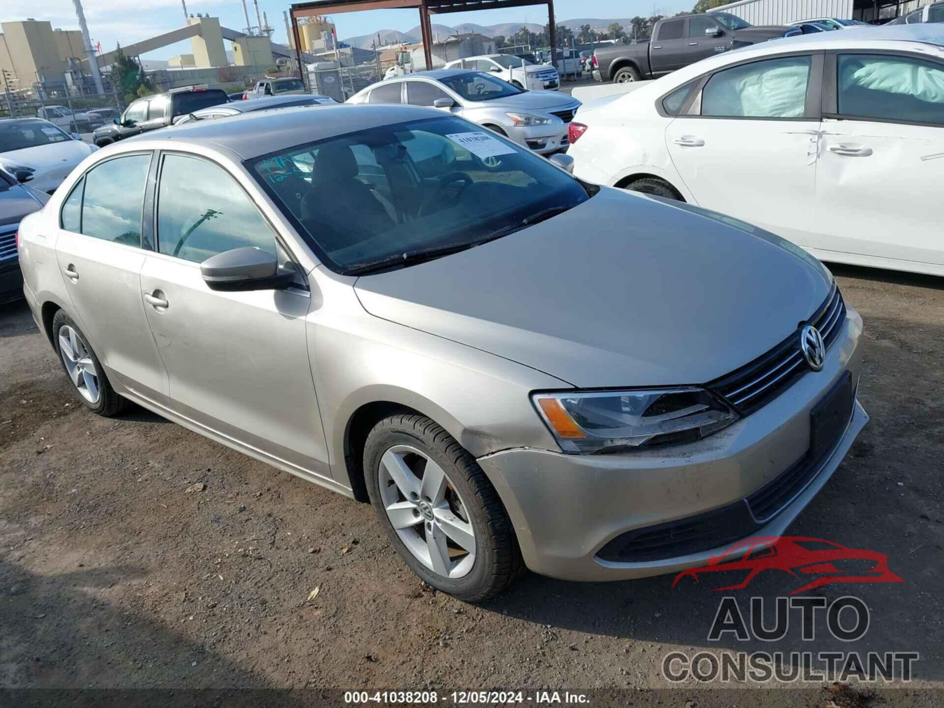 VOLKSWAGEN JETTA 2014 - 3VWLL7AJ4EM205682