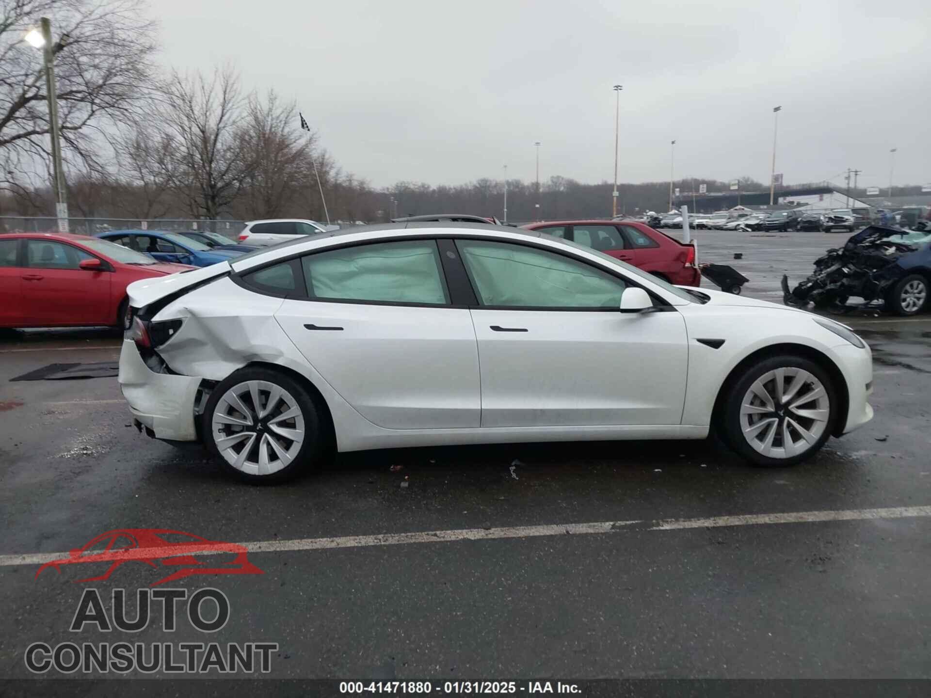 TESLA MODEL 3 2023 - 5YJ3E1EA0PF498895
