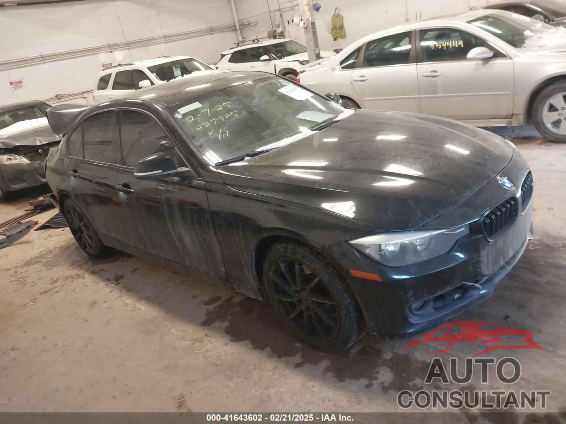 BMW 328I 2013 - WBA3B5G57DNS02815