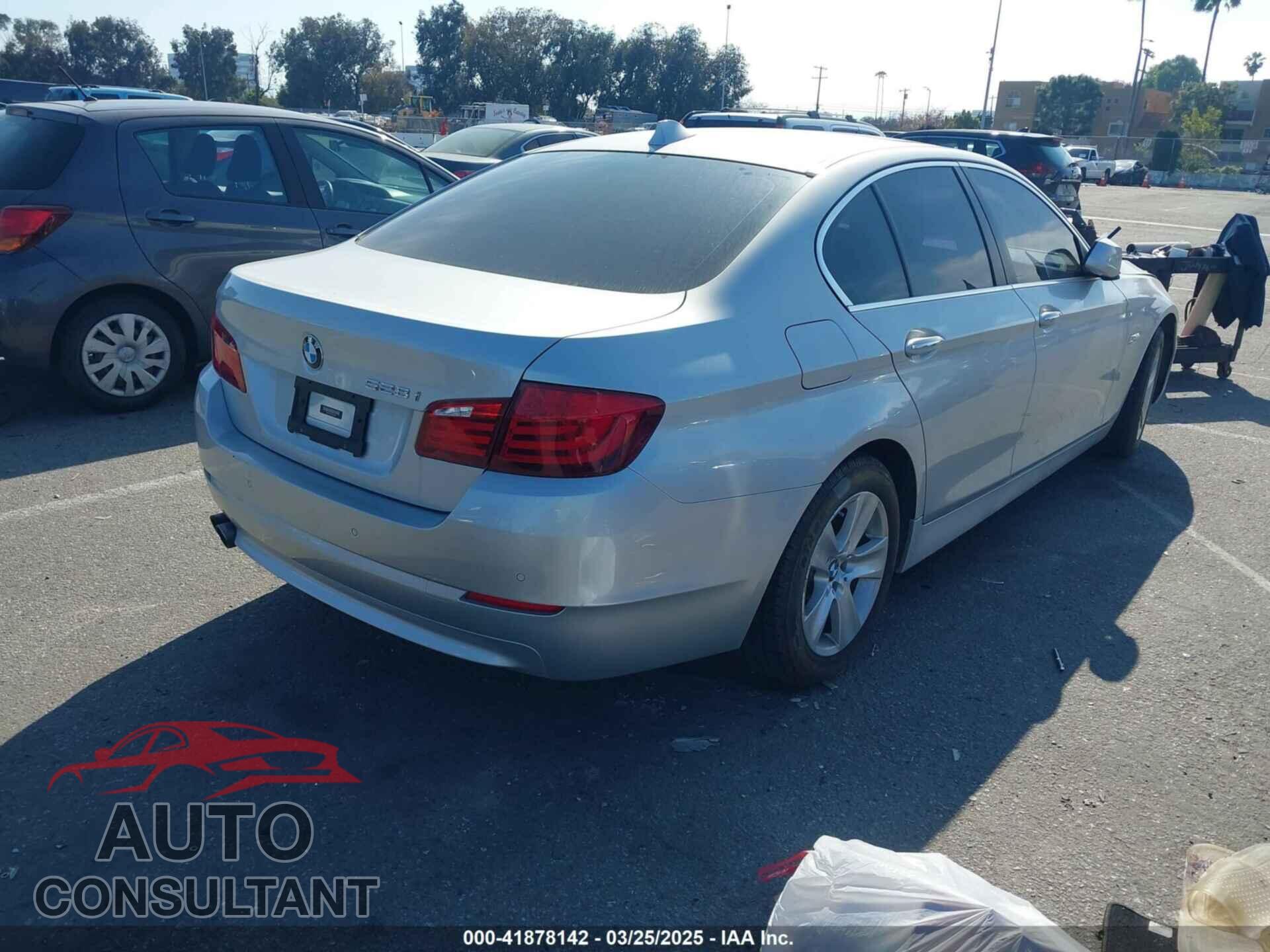 BMW 528I 2012 - WBAXG5C59CDX04528