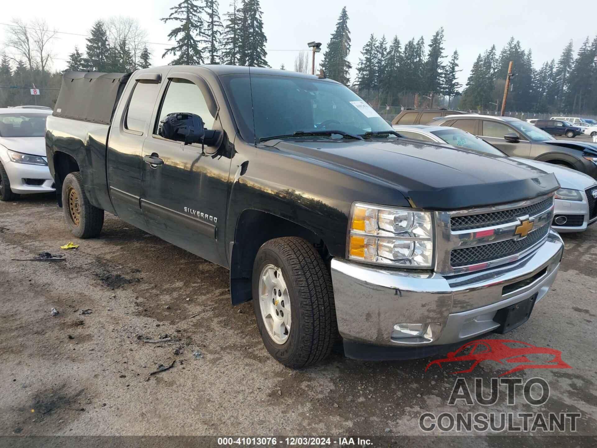 CHEVROLET SILVERADO 1500 2013 - 1GCRCSE06DZ314272