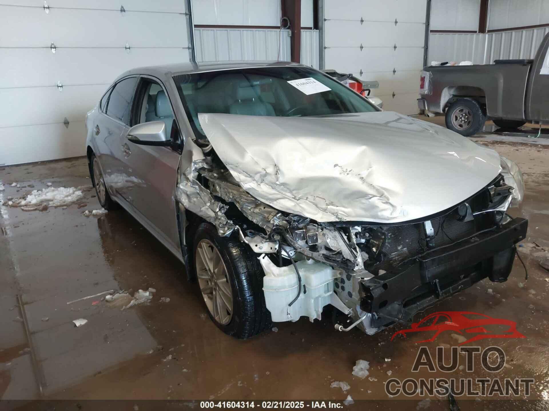 TOYOTA AVALON 2013 - 4T1BK1EB5DU028471