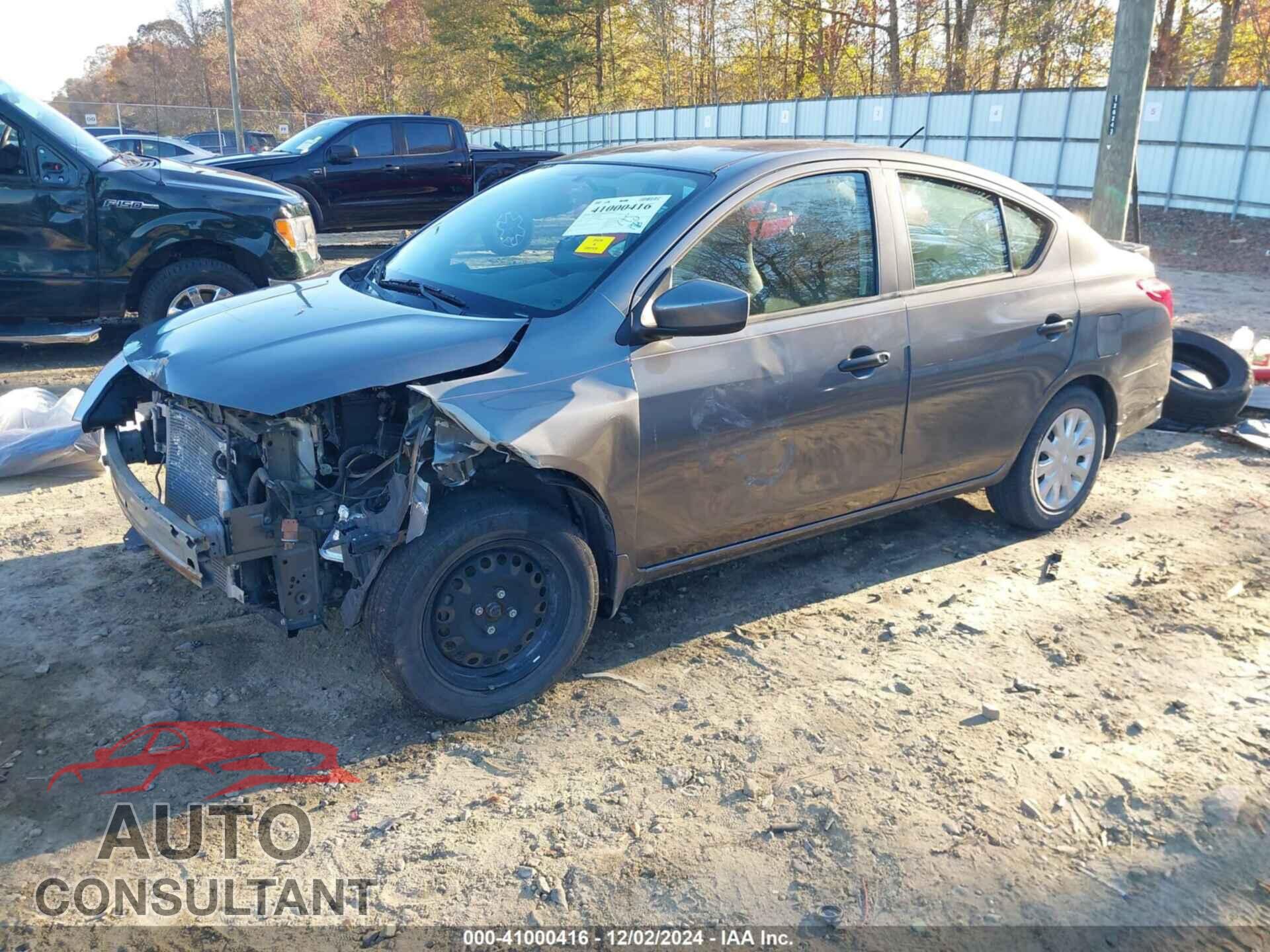 NISSAN VERSA 2017 - 3N1CN7AP1HL805199