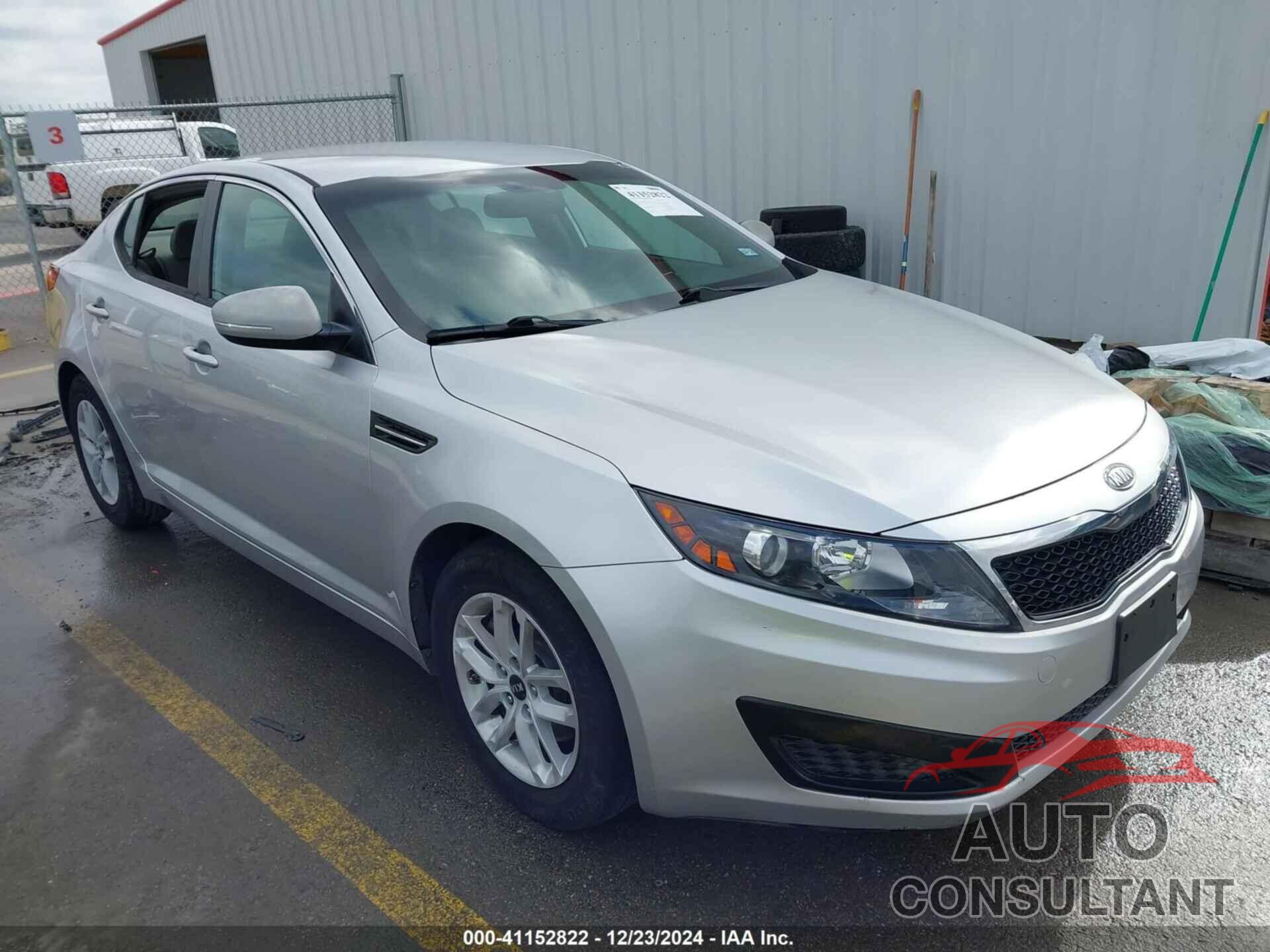 KIA OPTIMA 2011 - KNAGM4A71B5125663