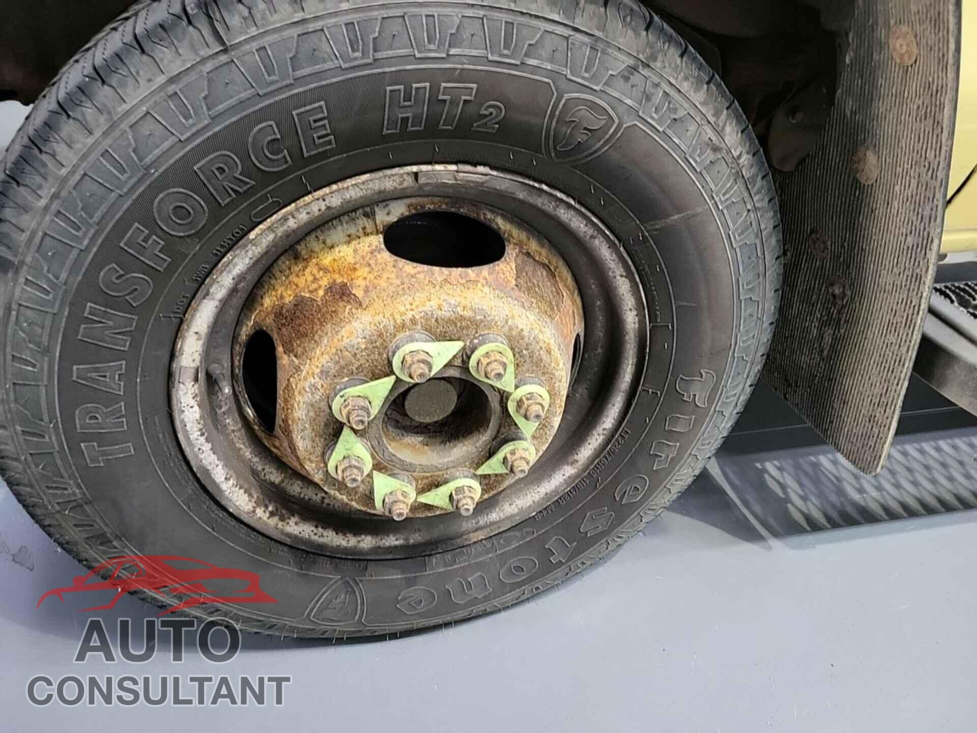 FORD E-450 CUTAWAY 2018 - 1FDXE4FS9JDC33297