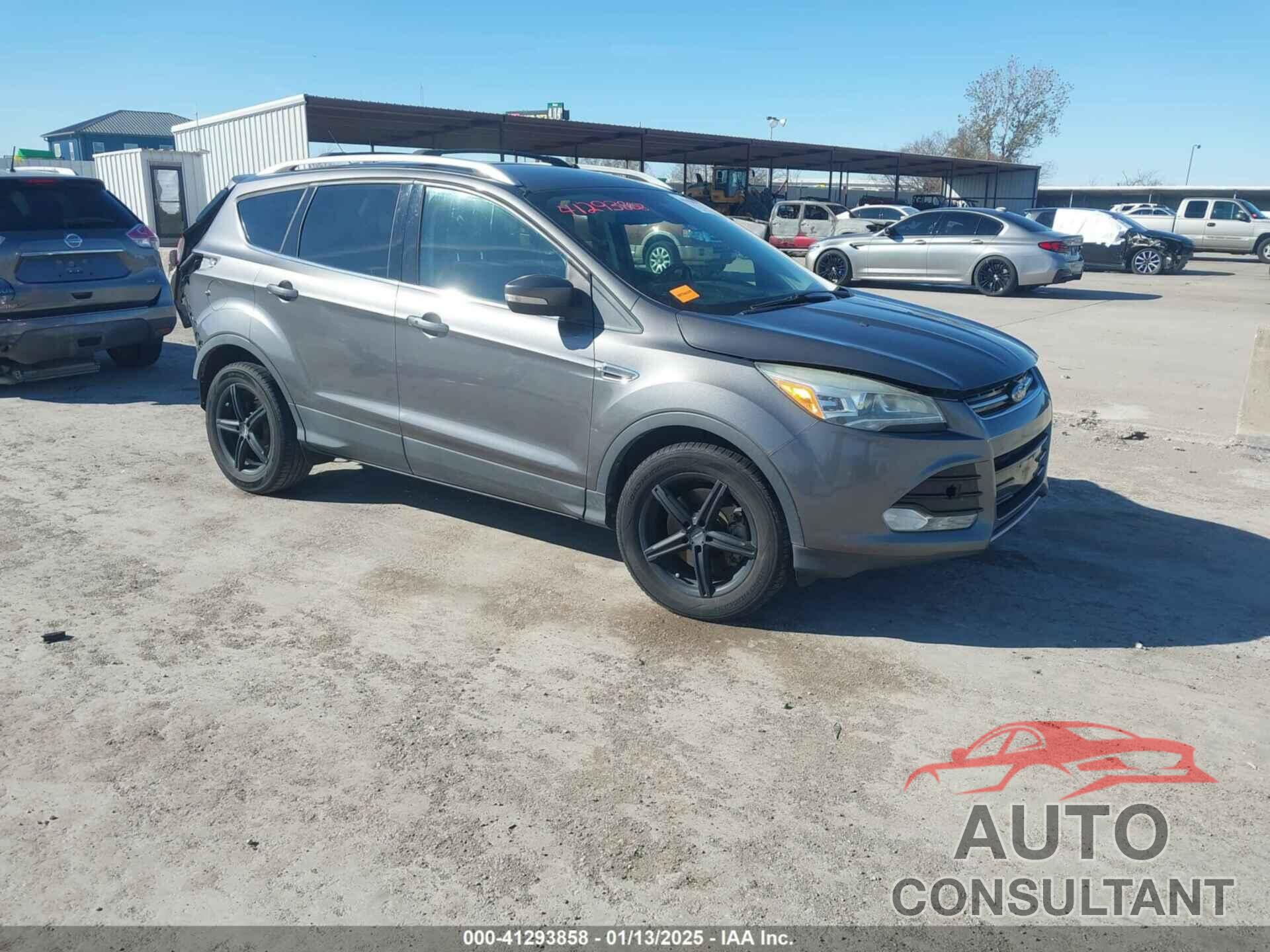 FORD ESCAPE 2013 - 1FMCU0J97DUB17468